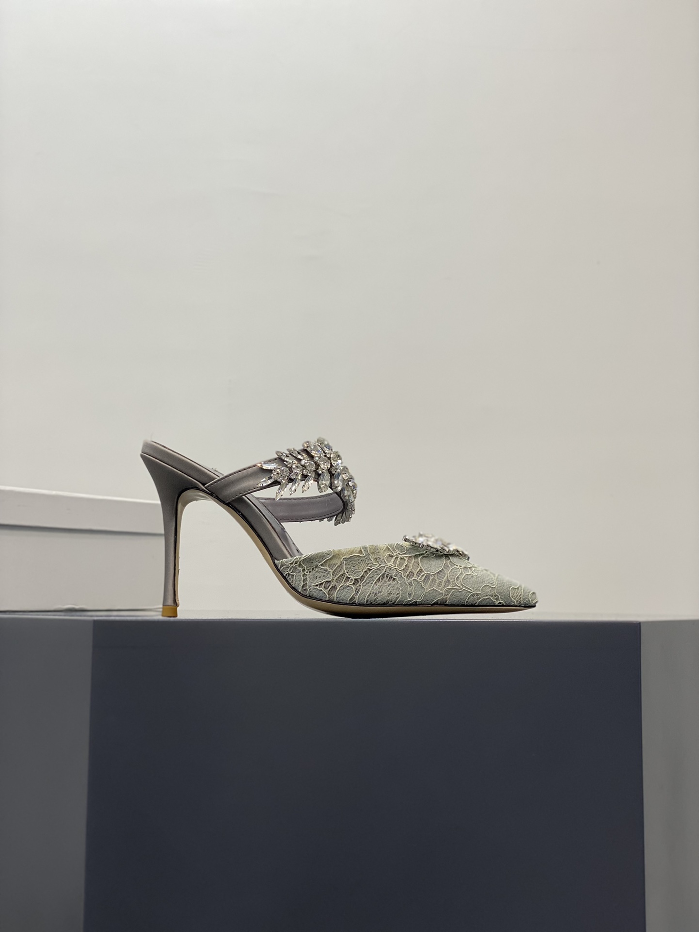 Manolo Blahnik-10CM