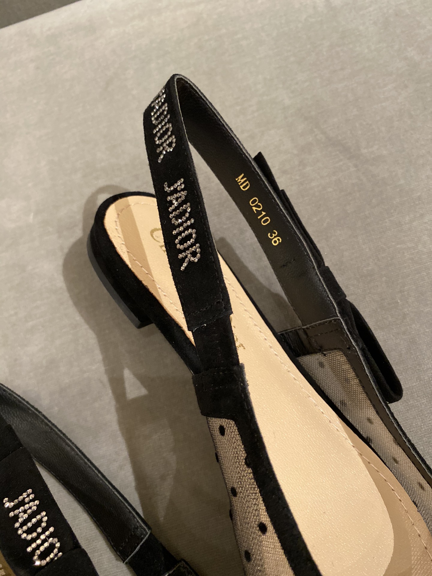 D*or flap shoes