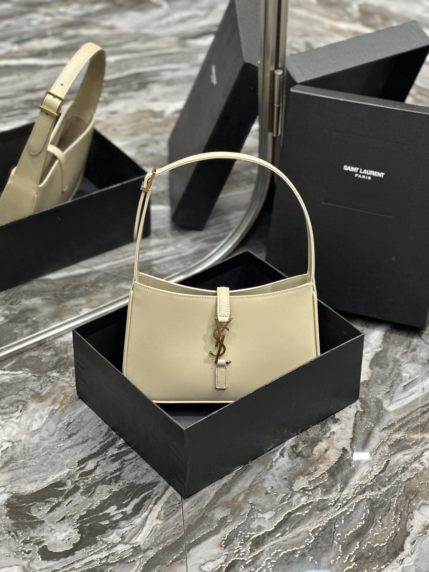 Y*L le5a7 vintage bag-25x14x10cm