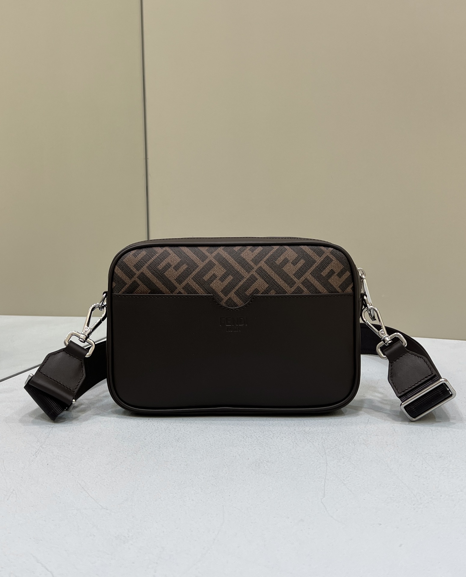 F**di camera bag-23.5x5x16cm
