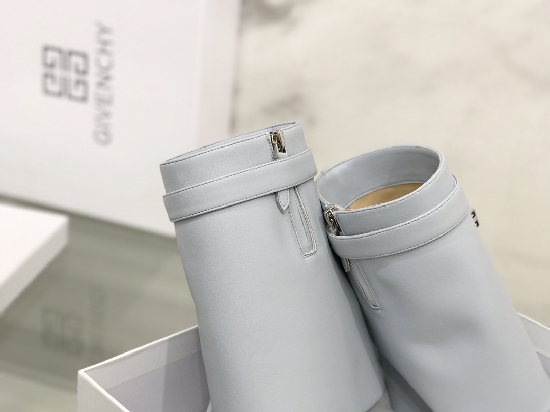 Givenchy Boots(EU35-42)