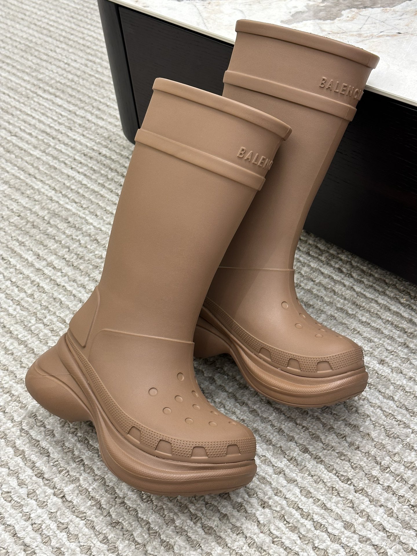 Ba*len*cia*ga boots