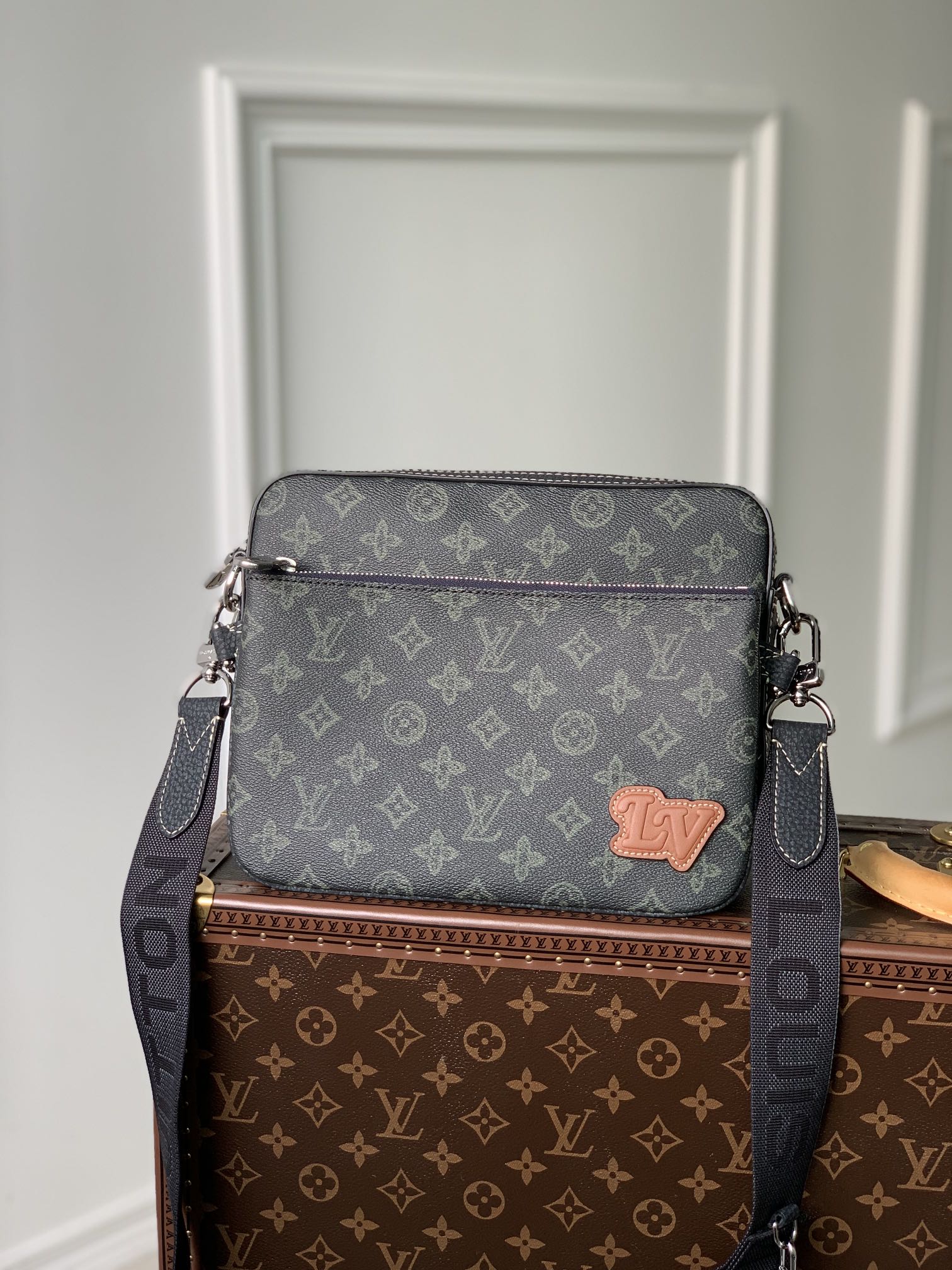 l0*is V*t0n messenger bag-m46340-25*18*7cm