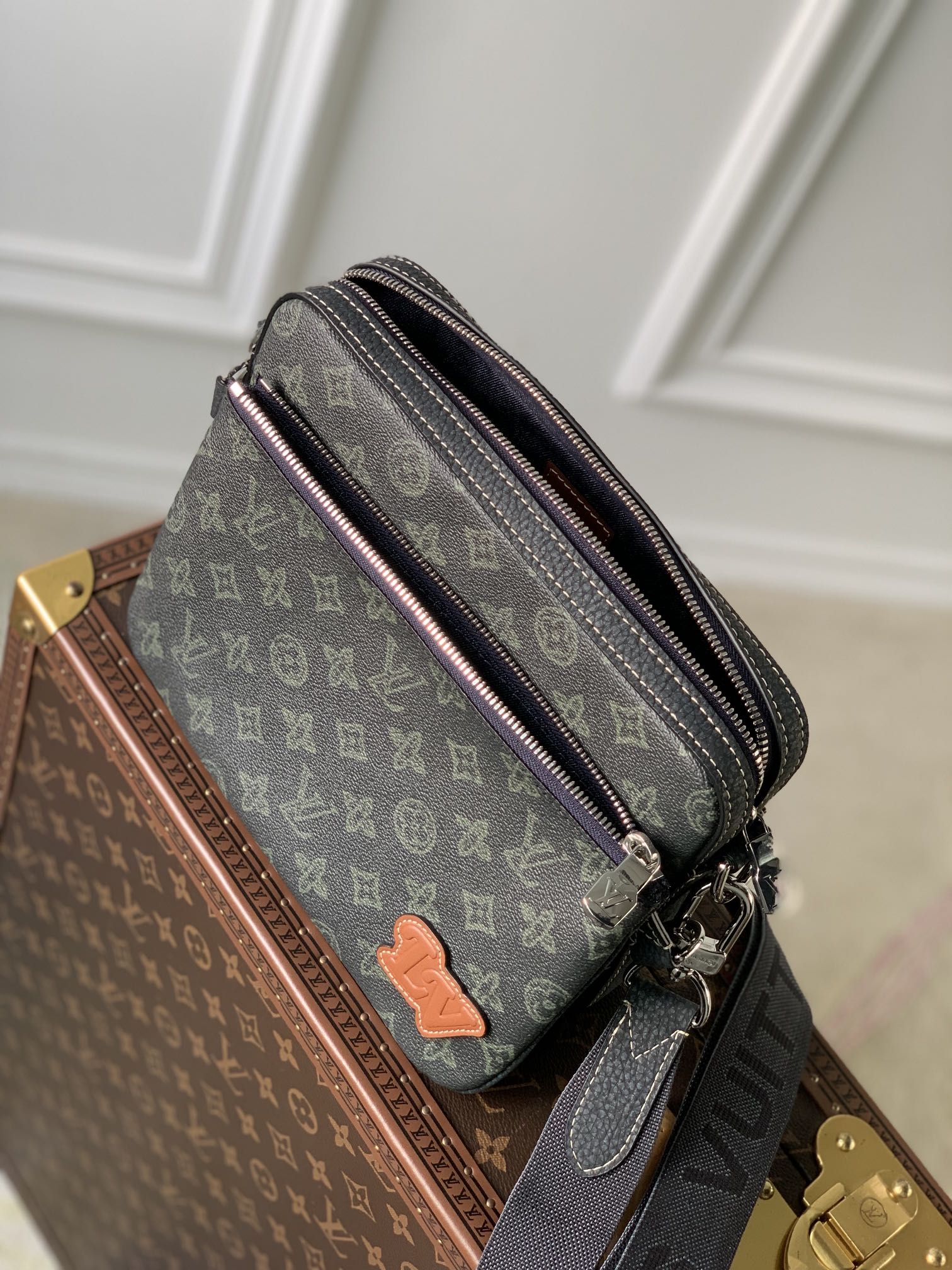 l0*is V*t0n messenger bag-m46340-25*18*7cm