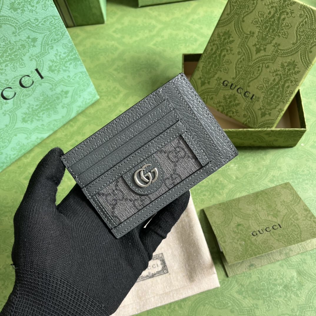G*u*i wallet-11*7cm