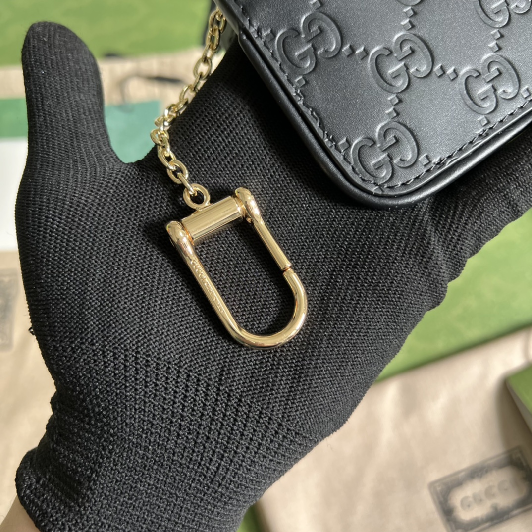 G*u*i wallet-12*7.5*1.5cm