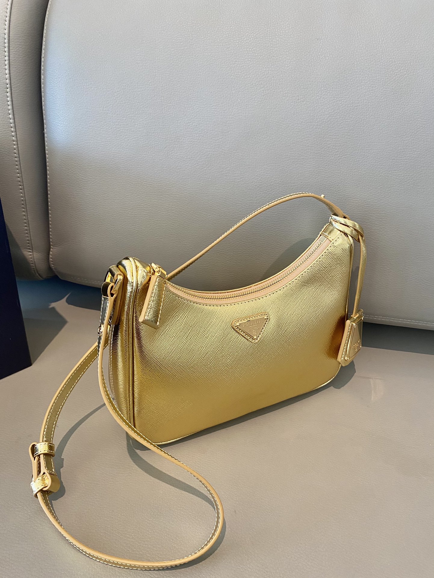 Pra*a nylon 1bc204b hobo bag-23*17*6.5cm