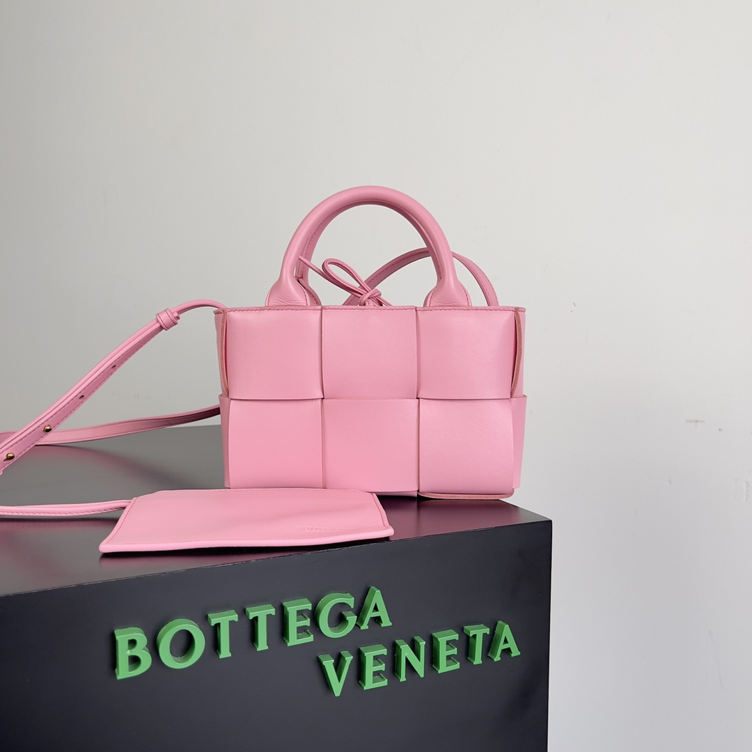 bo*te*ga Ve*ne*ta tote bag-20*7*13cm