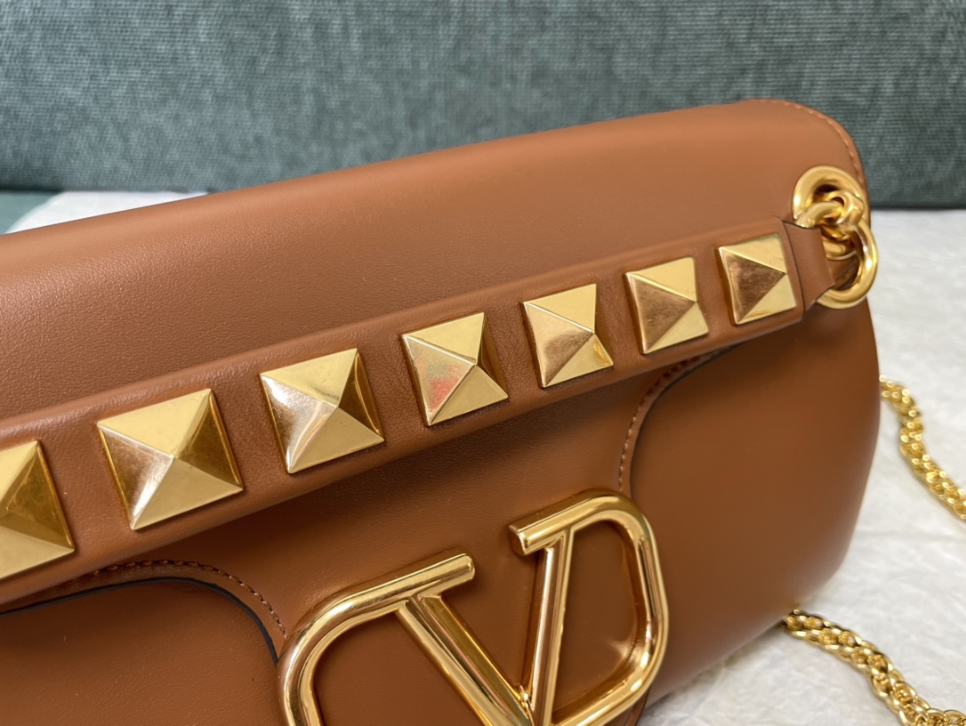 Valentino GaravaniStudSian-28*17*8CM