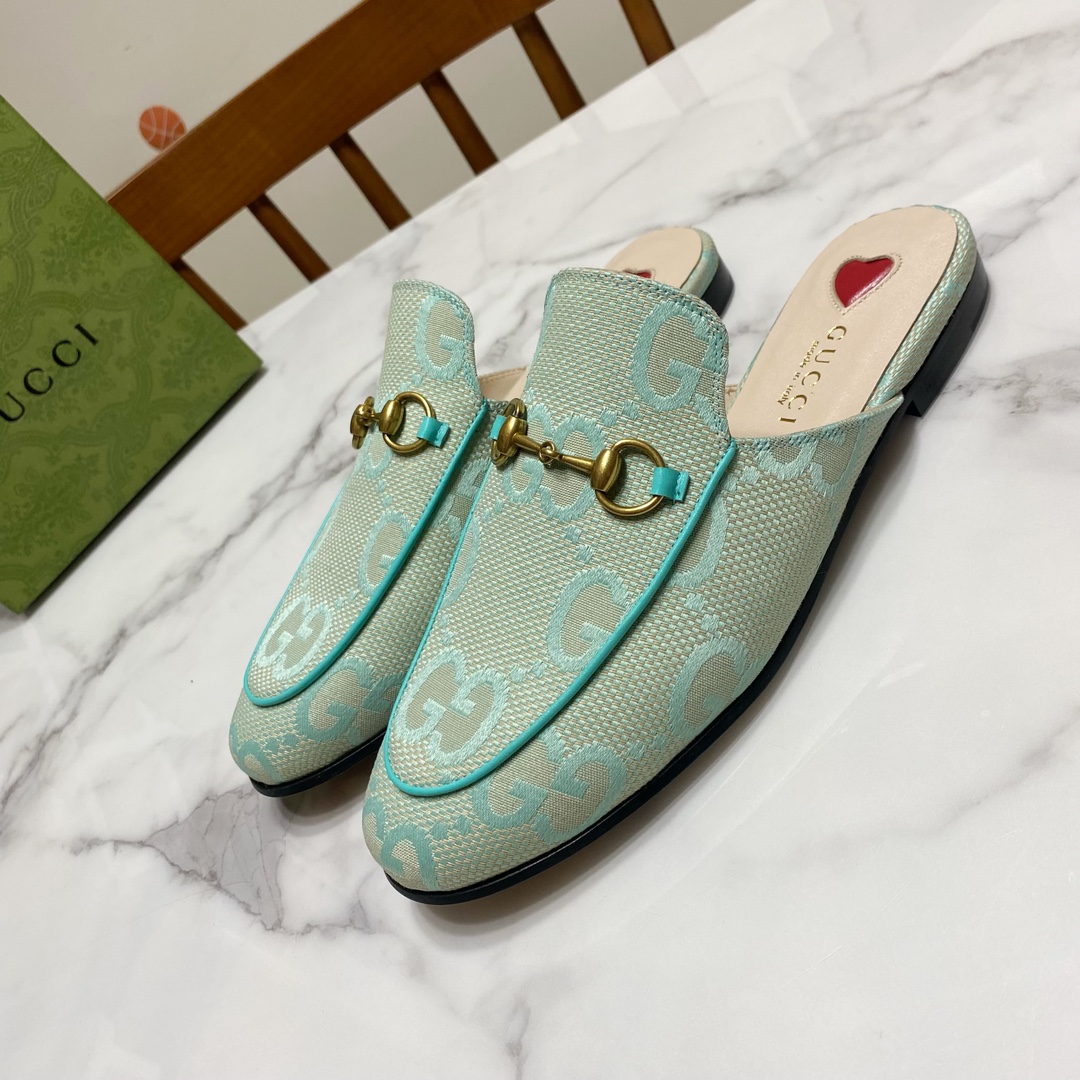 G*u*i loafers
