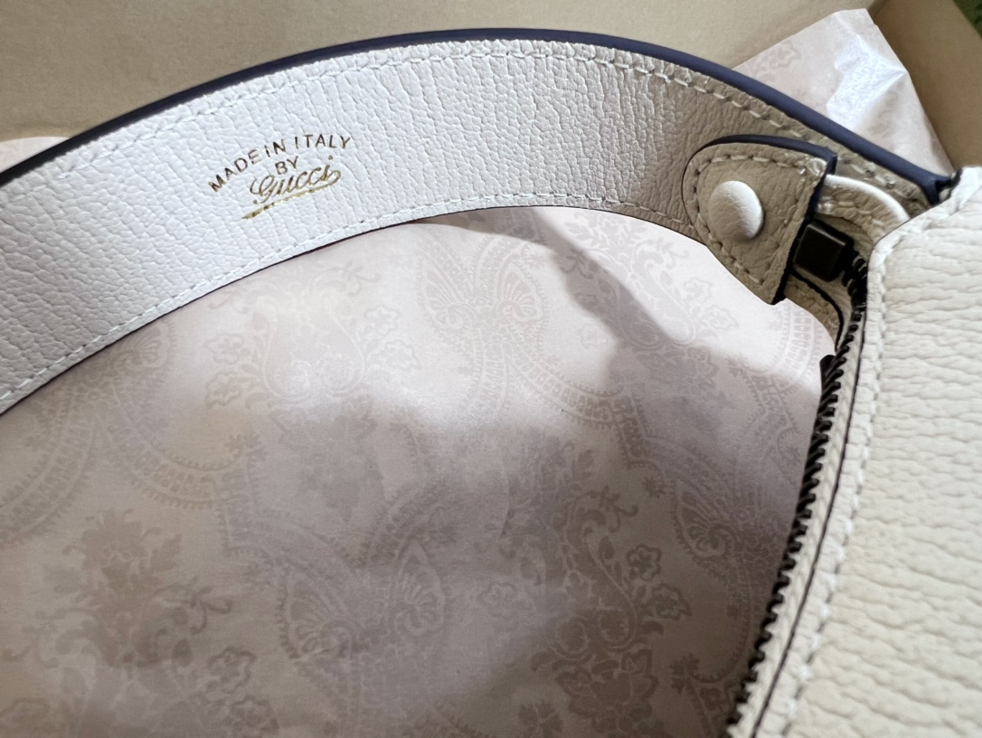 G*u*i aphrodite bag-21*12*4cm