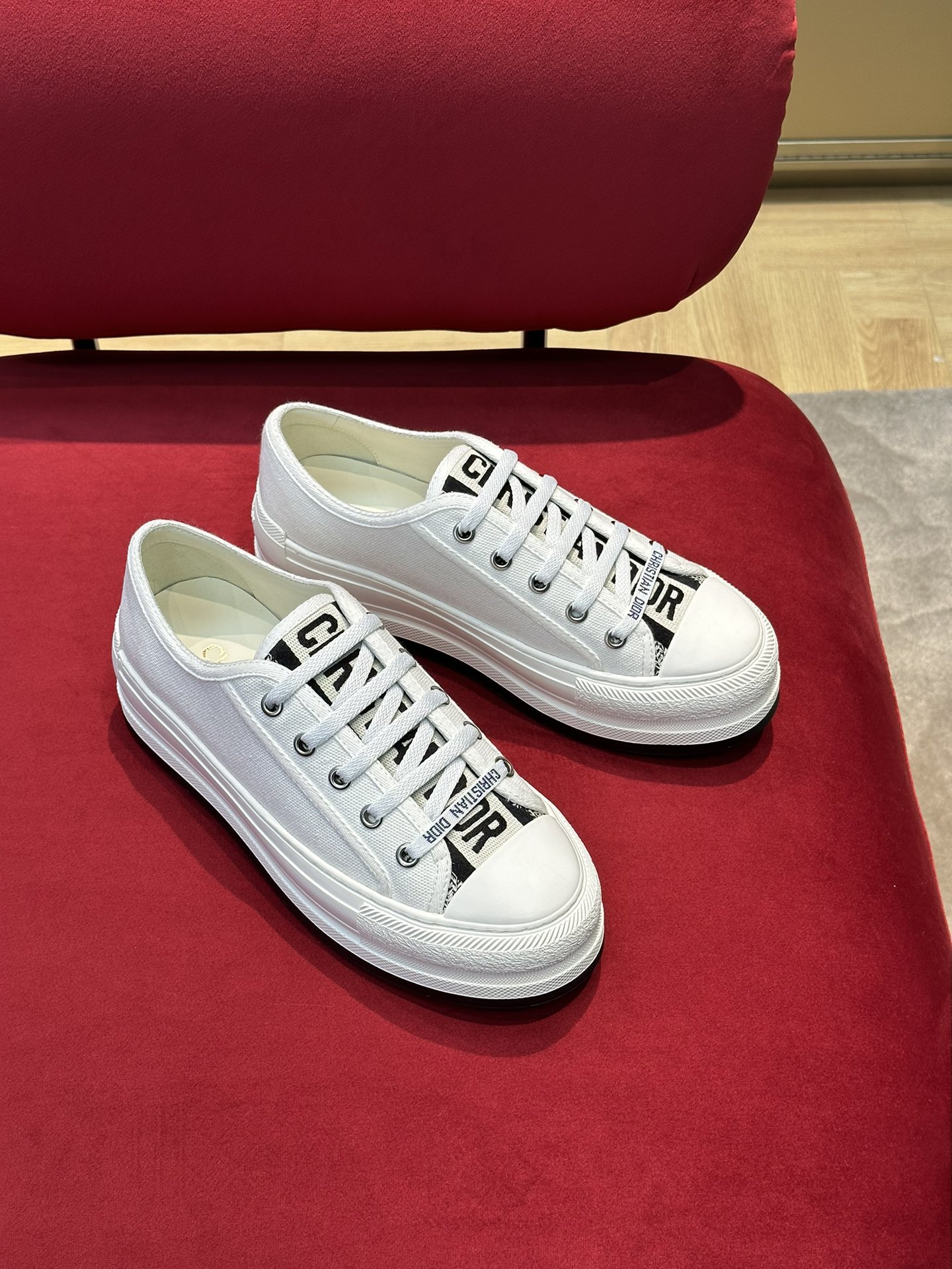 D*or sneakers