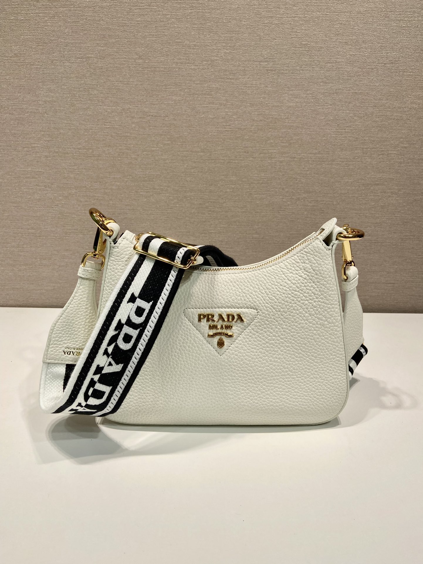 Pra*a 1bh193 tote-24*18*6cm