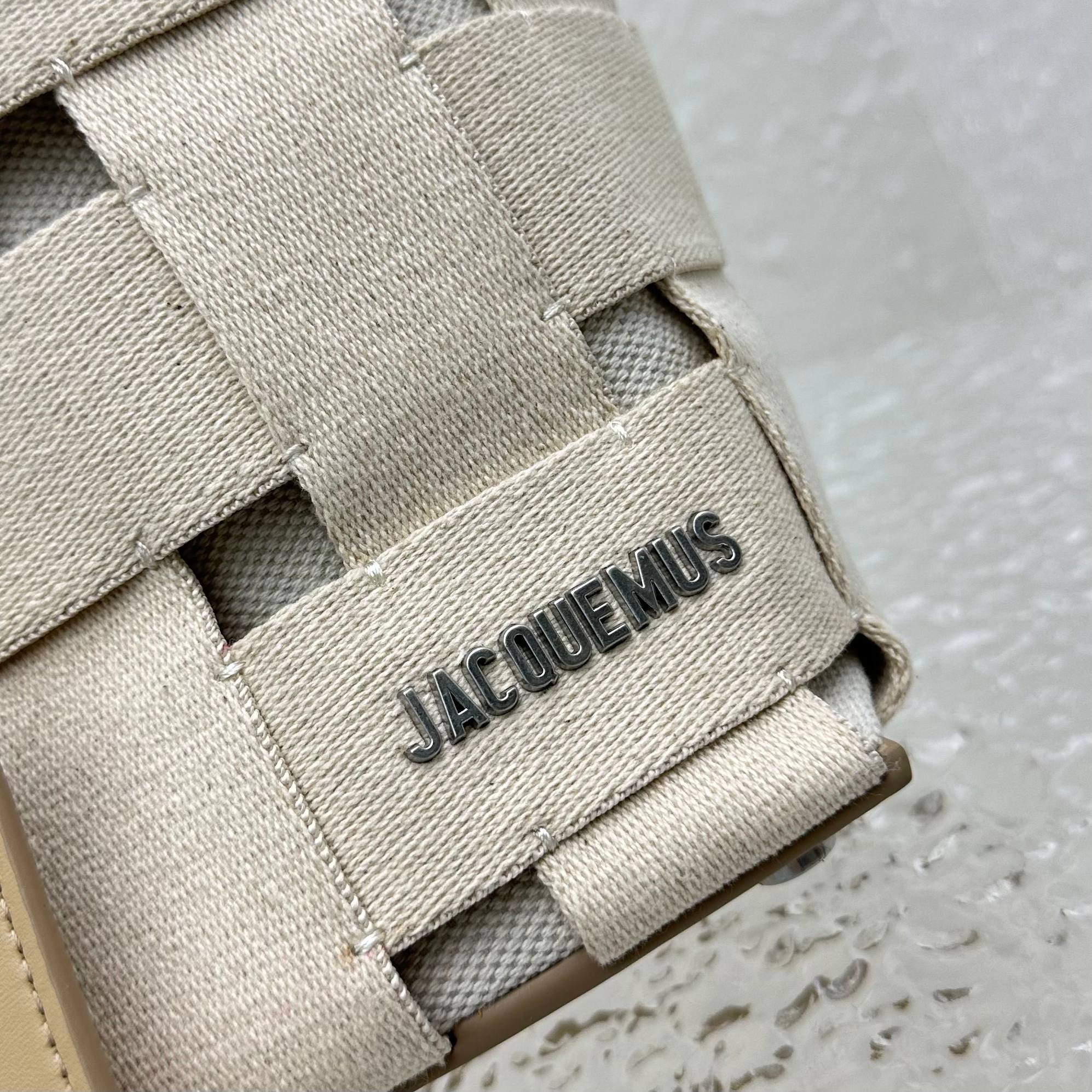 Jacquemus Le Bisou Bag -16*24*14CM