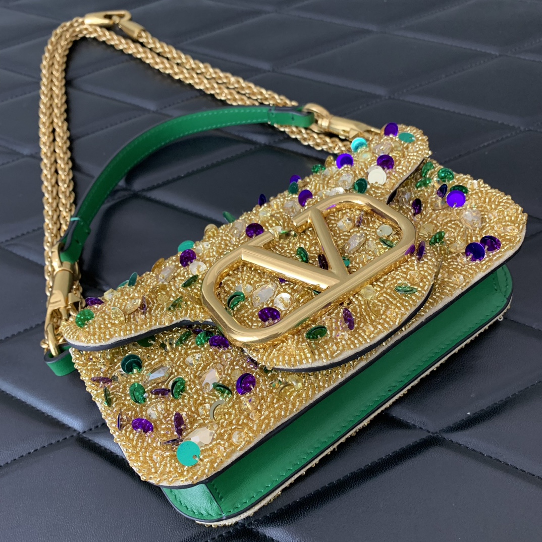 Valentino Garavani Mini Loc-19✖️10.5✖️5CM
