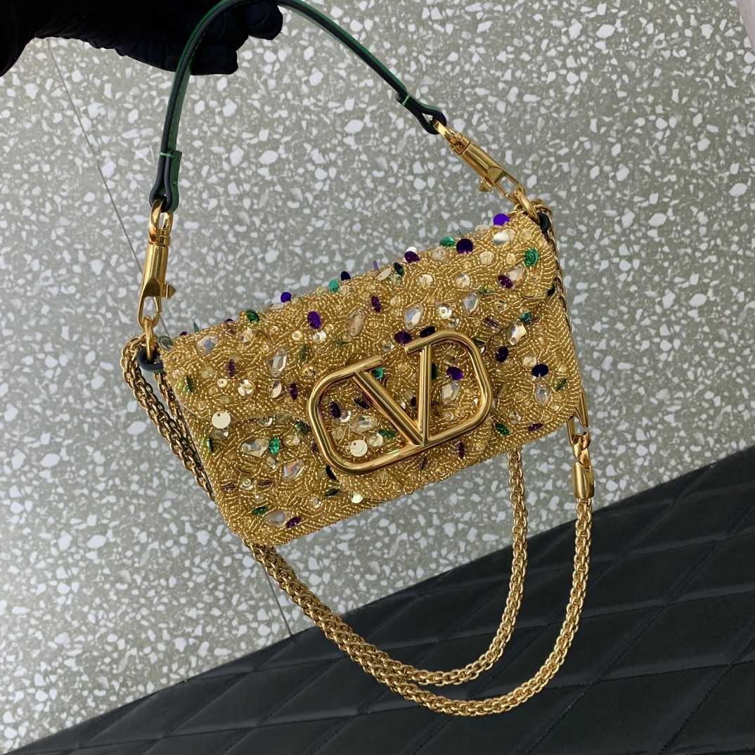 Valentino Garavani Mini Loc-19✖️10.5✖️5CM