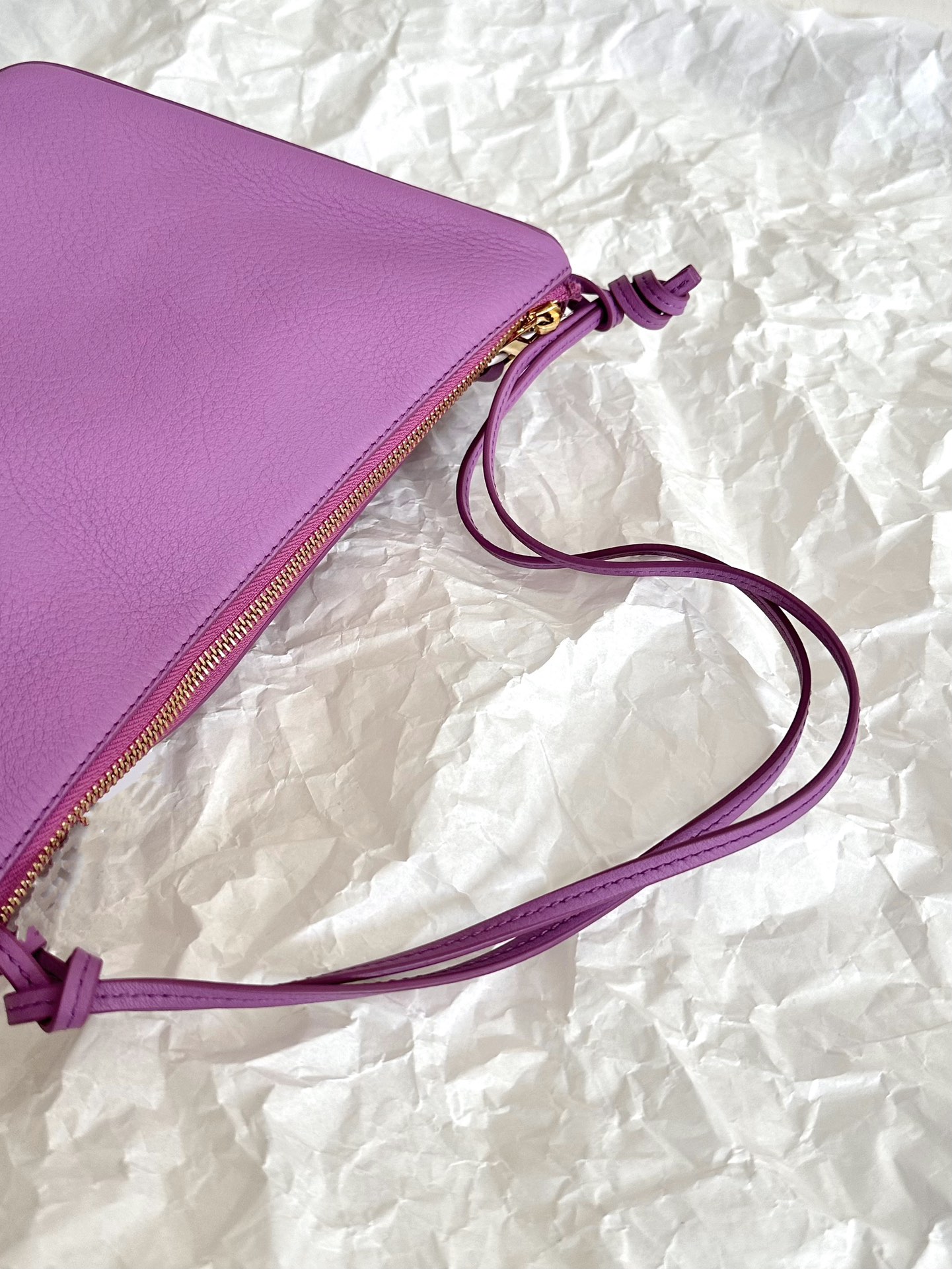 L0ew* hammock hobo bag-28*17*9.5cm