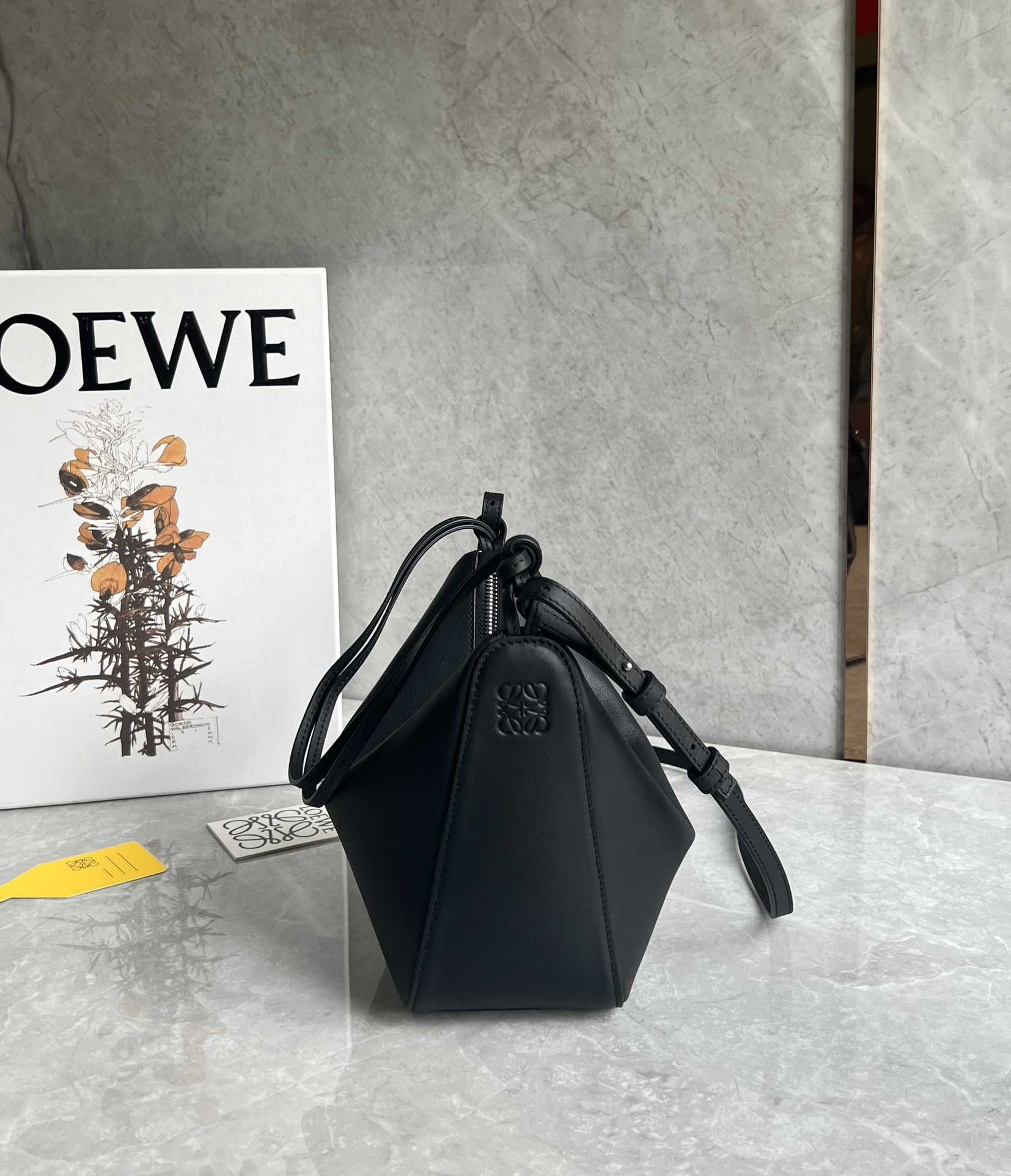 L0ew* hammock hobo bag-28*17*9.5cm