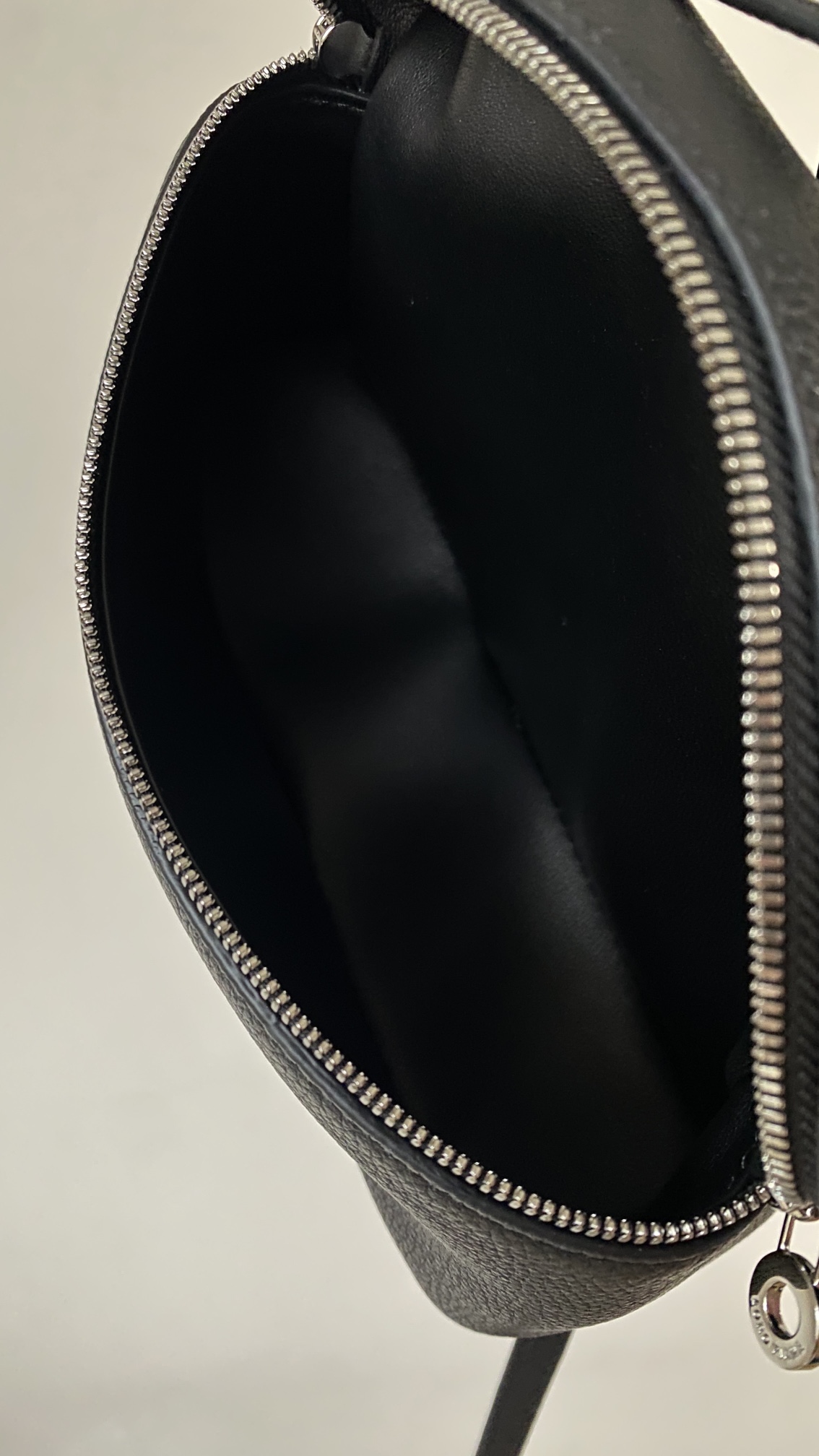 L**o p*ana bag-19cm
