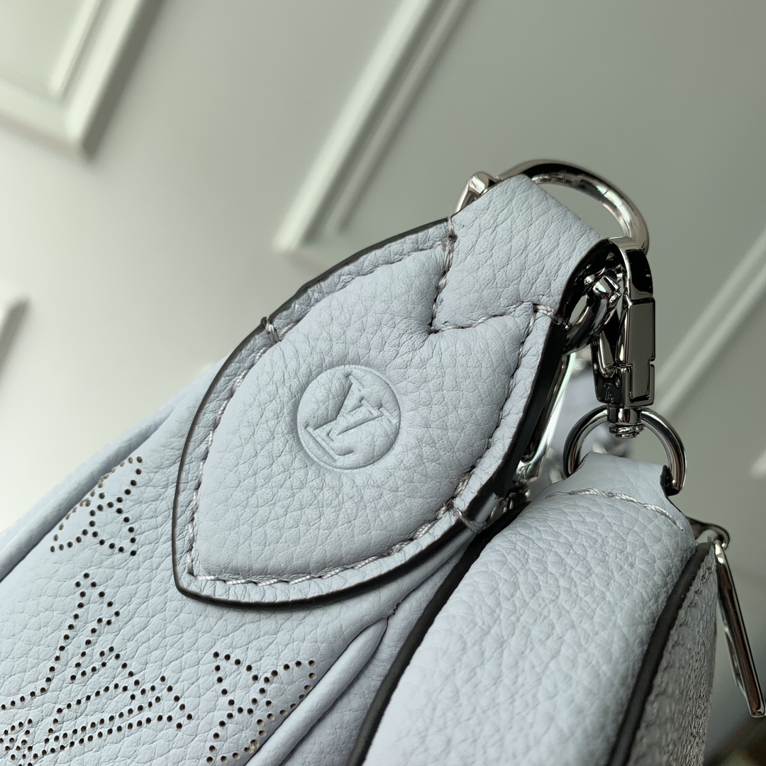 l0*is V*t0n baia bag-26*17*7.5cm