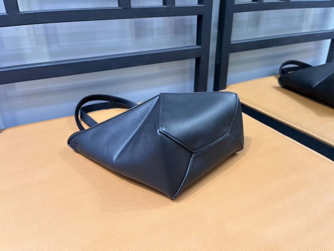 L0ew* puzzle tote-16.5/9.5/20cm