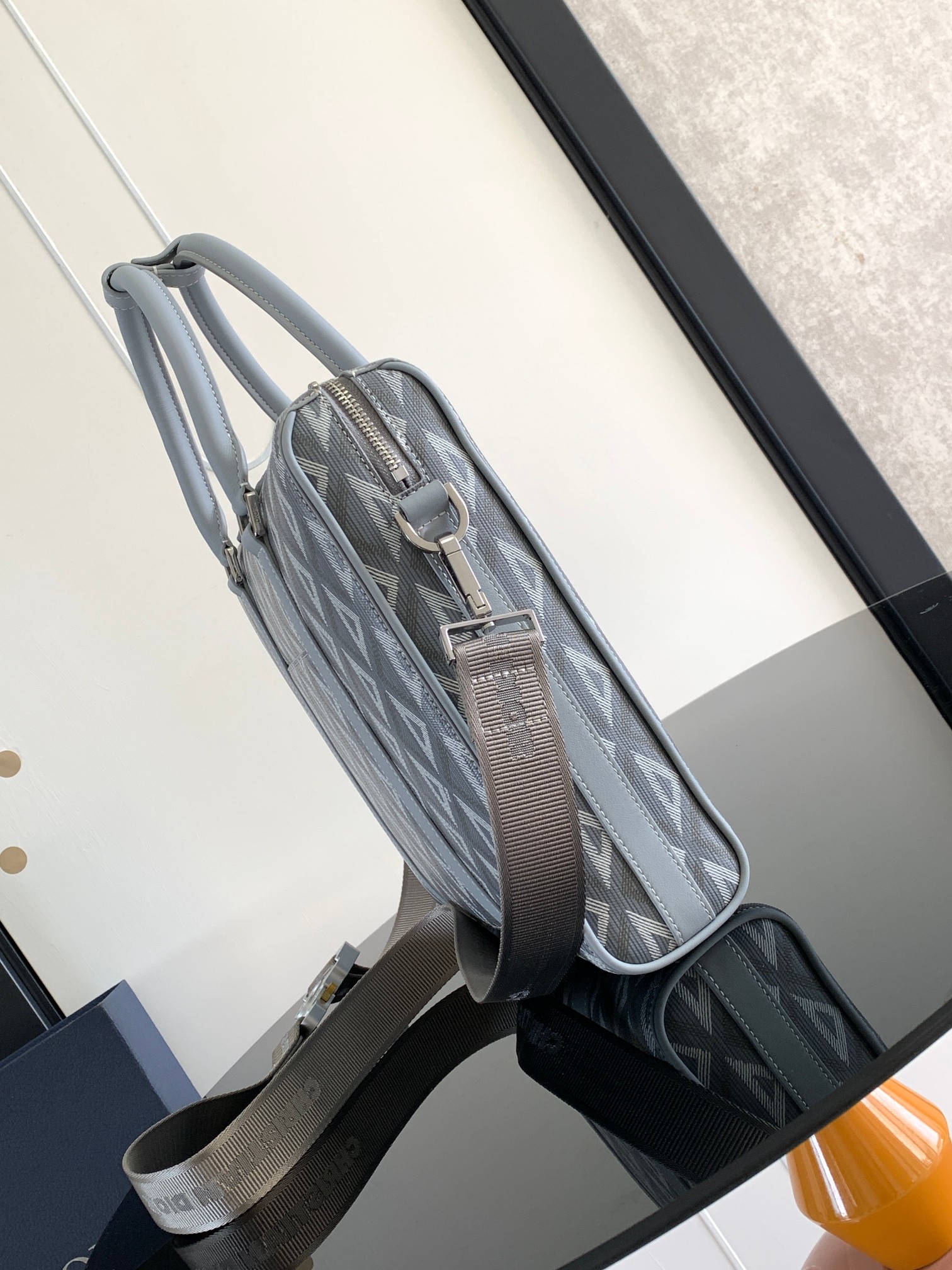 D*or lingot messenger bag-35 x 27 x 6cm