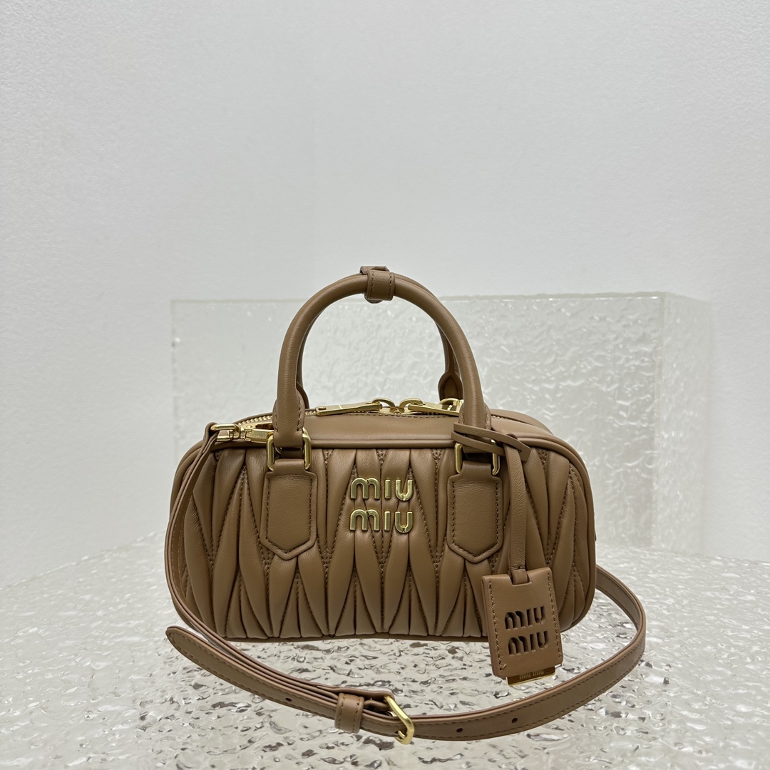 M*um*u vintage rectangular bag-23*12*8cm