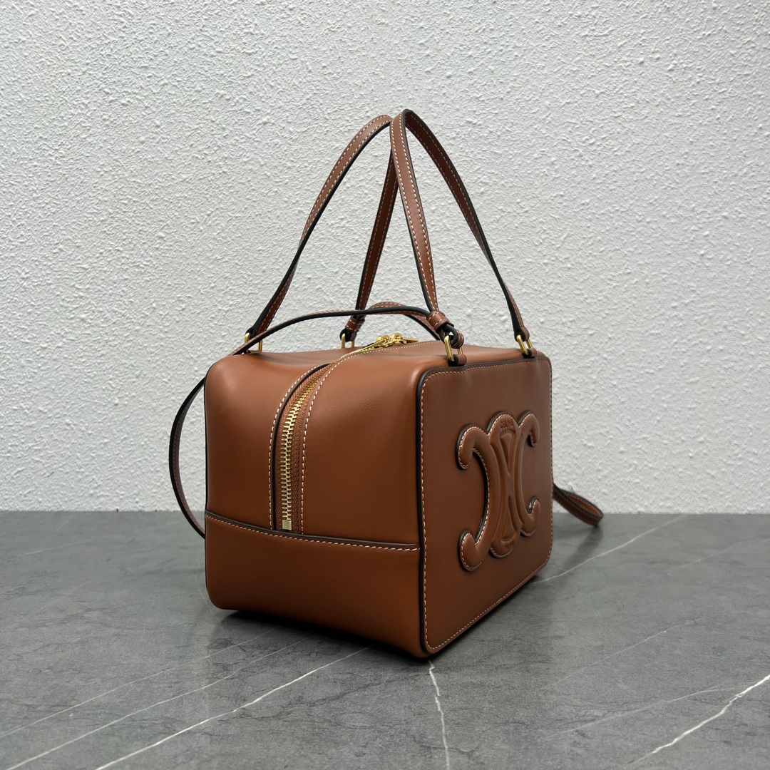 Celin Holded Handbags-20×15×13CM
