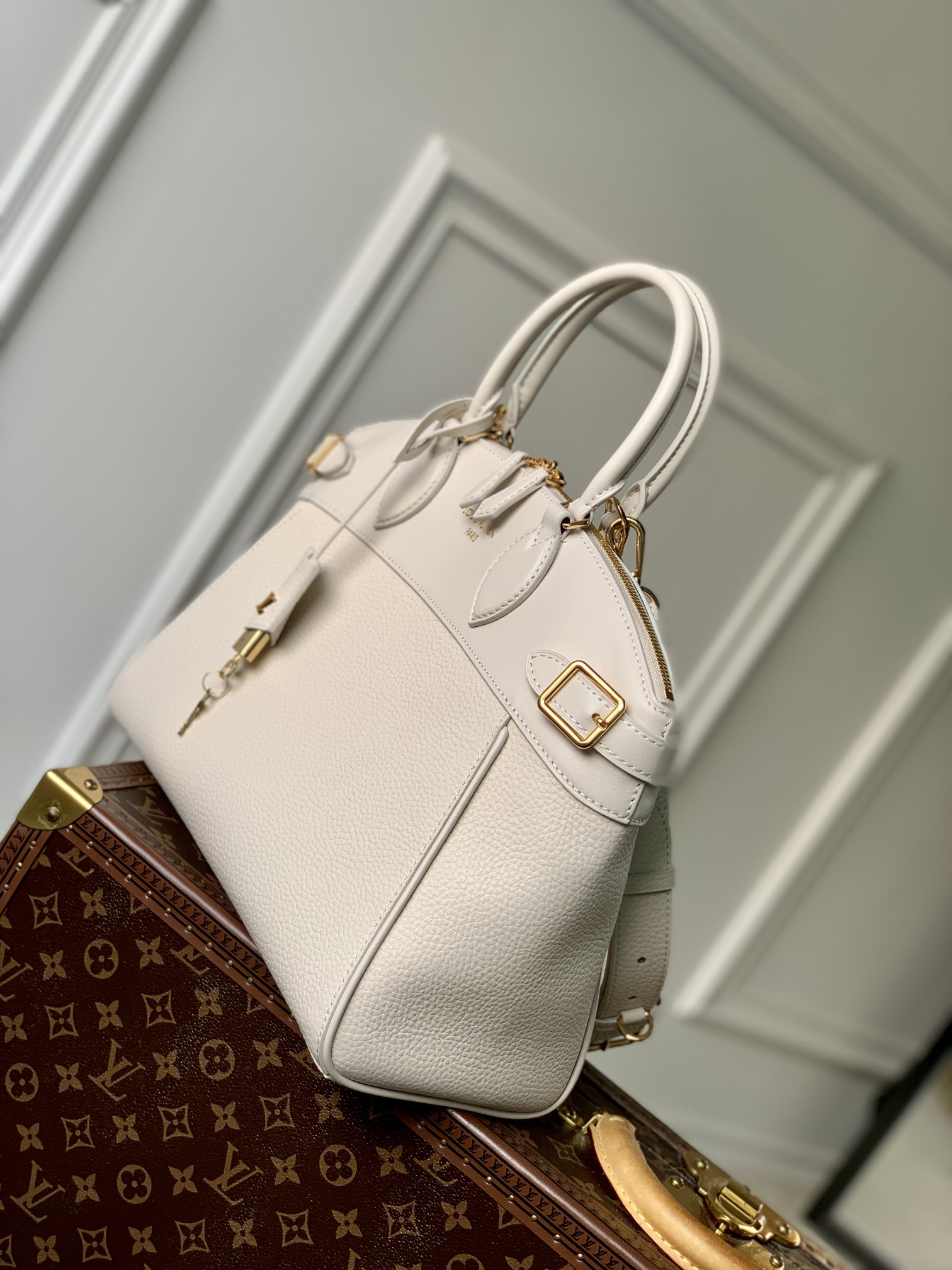 l0*is V*t0n lock it tote mm-36×29×15cm
