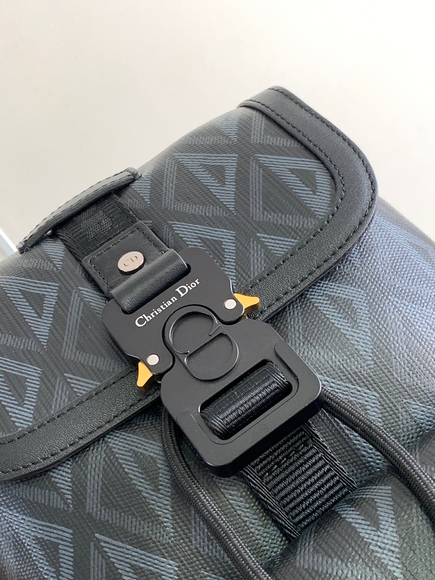 D*or hit the road backpack-23 x 32 x 12cm