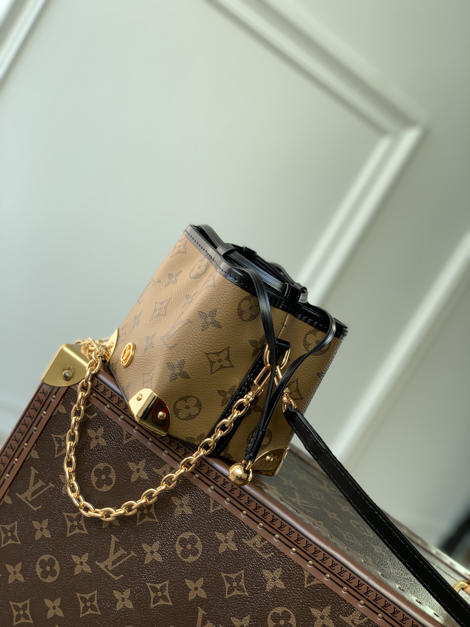 l0*is V*t0n online only bag-11.5 x 11.5 x 11.5cm