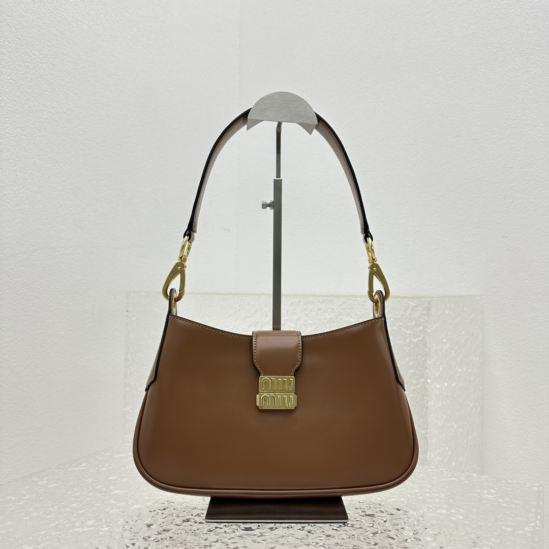 M*um*u city calf hobo bag-28*15*4cm