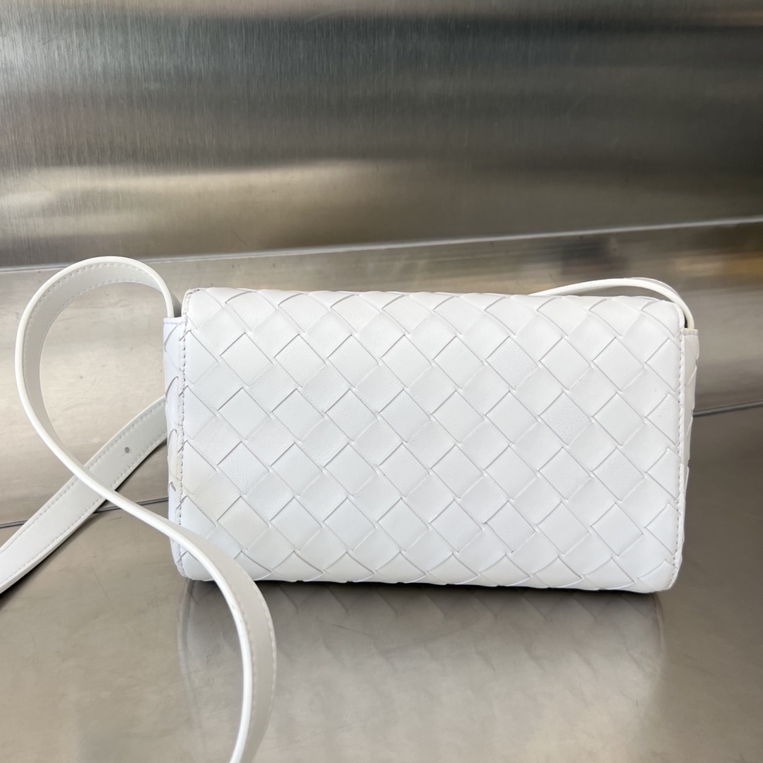 bo*te*ga Ve*ne*ta andiamo crossbody bag-21.5*13.5*4.5cm