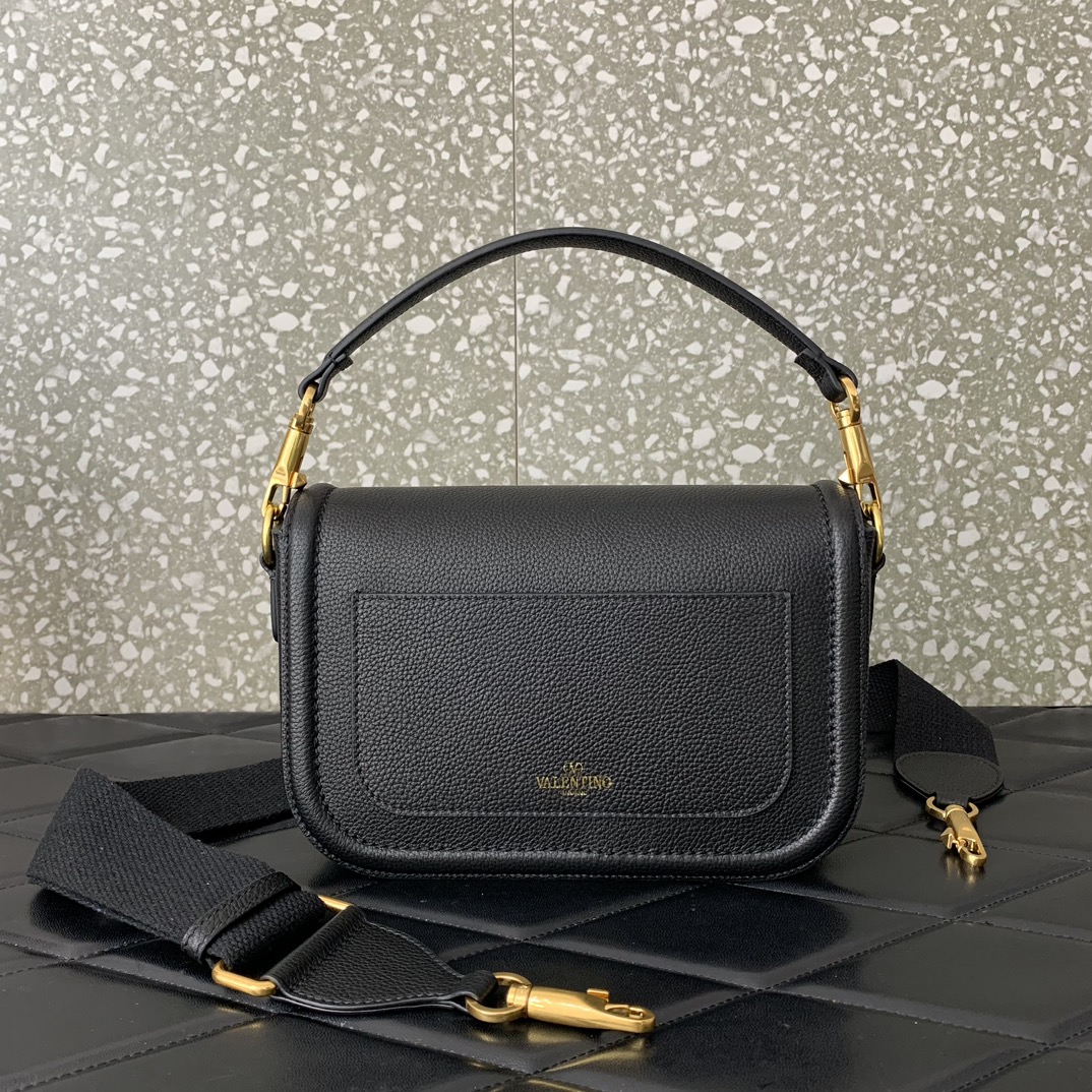 Valentino Garavani Allnite Bag-23.5✖️18✖️8CM