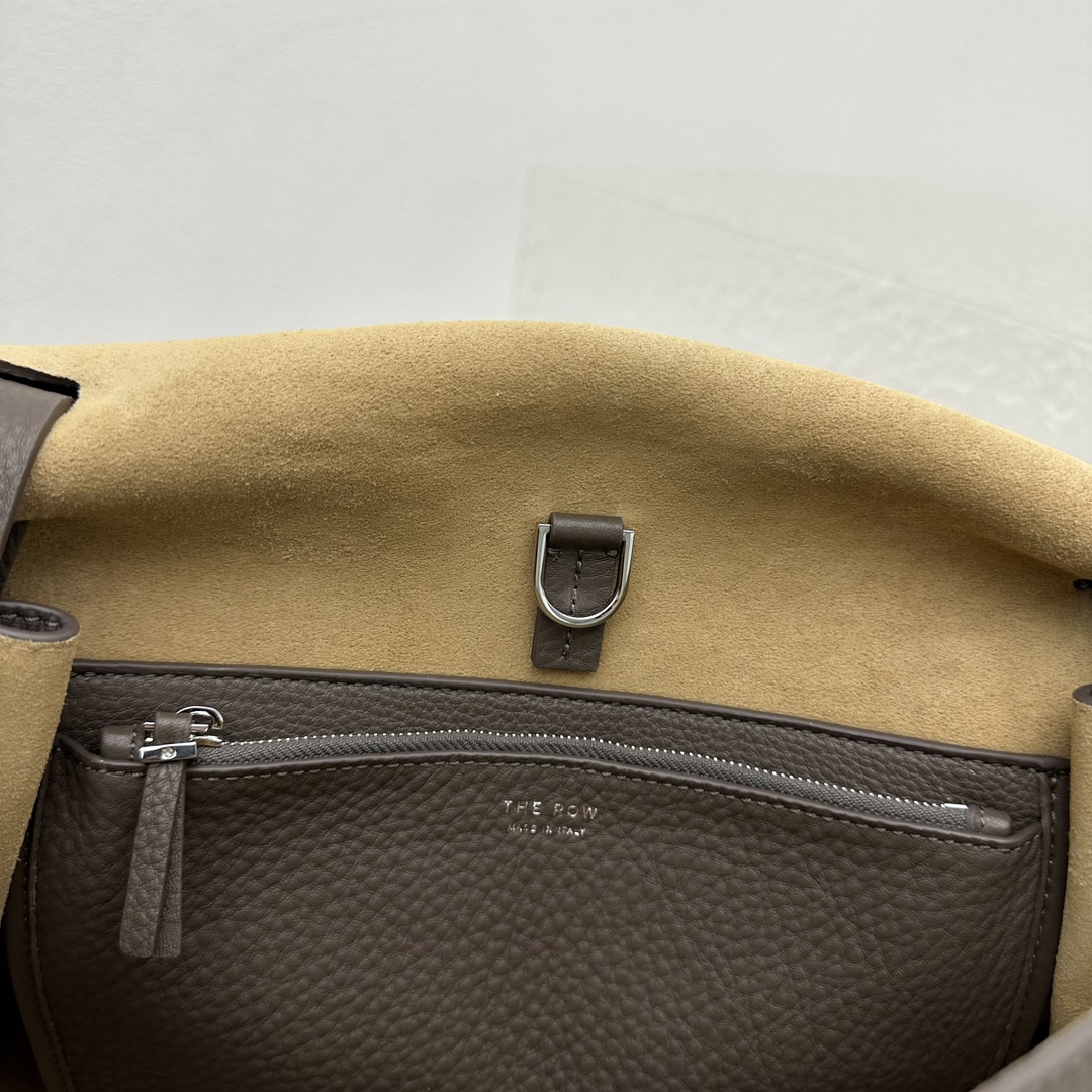 The Row Mail Bag-29*23*12CM