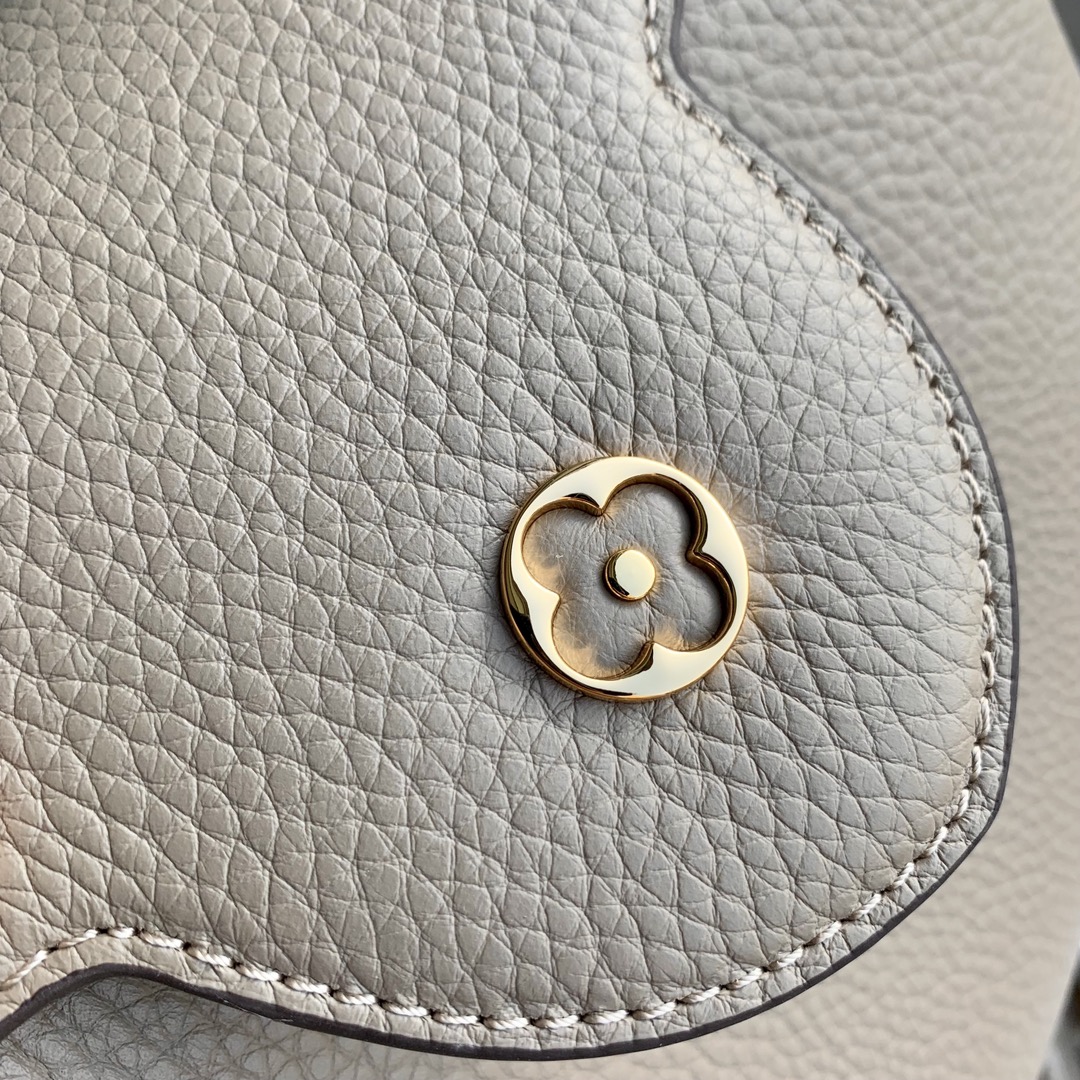 l0*is V*t0n capucines handlebag-27*18*9cm
