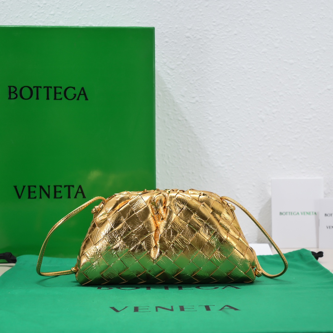 bo*te*ga Ve*ne*ta the pouch bag-22*9cm