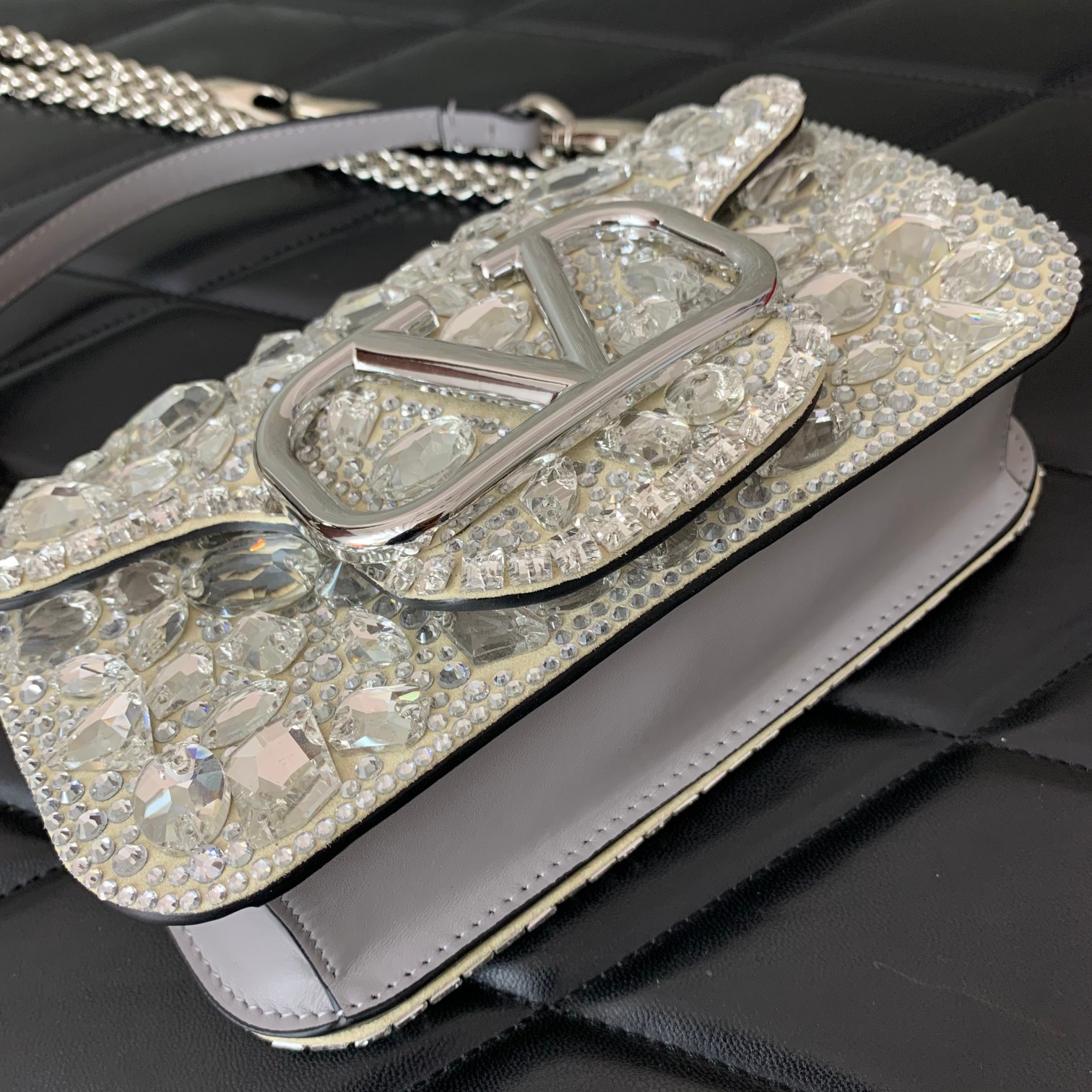 Valentino Garavani Mini Loco Bag-20*11*5CM