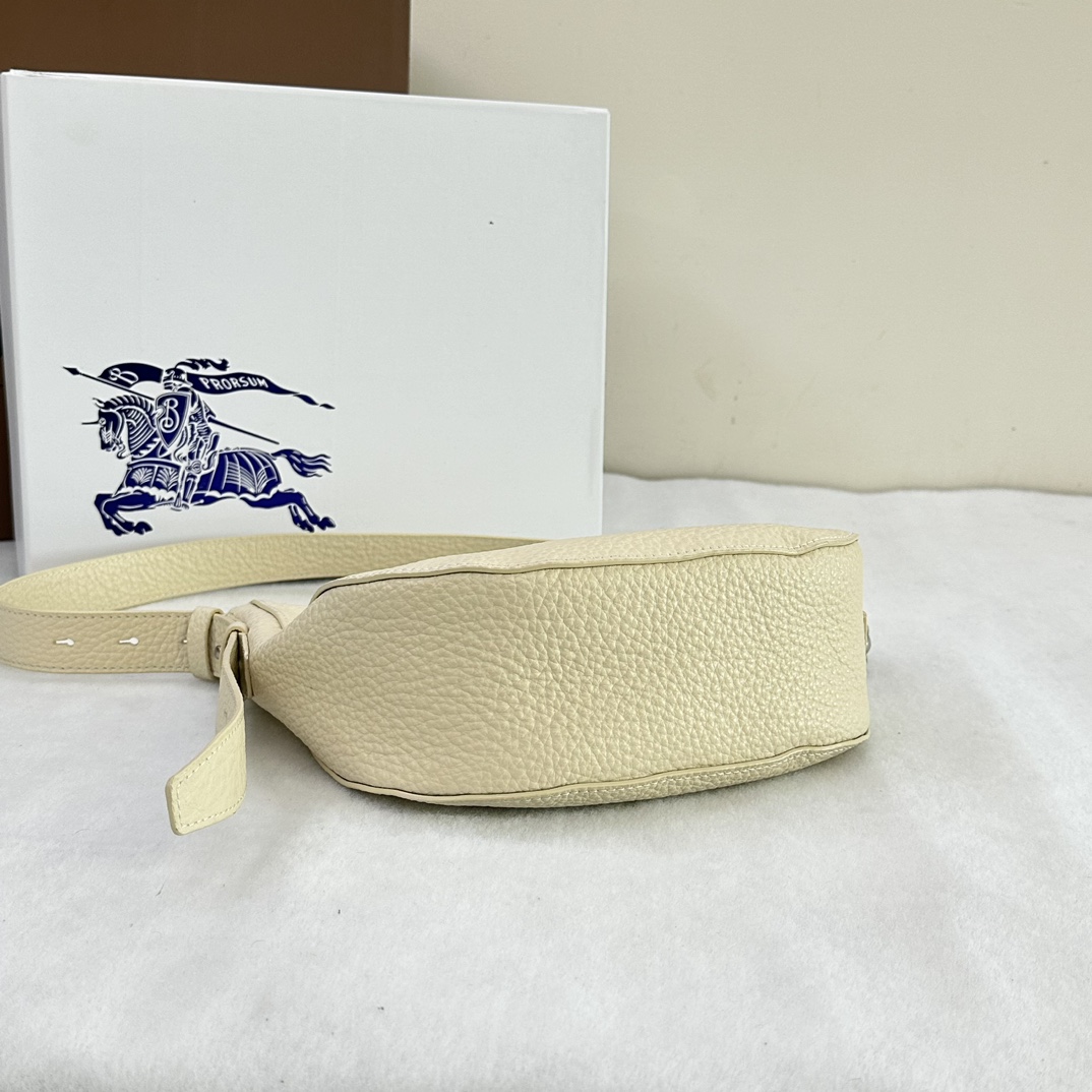 B**rry knight bag-24 x 8 x 23cm