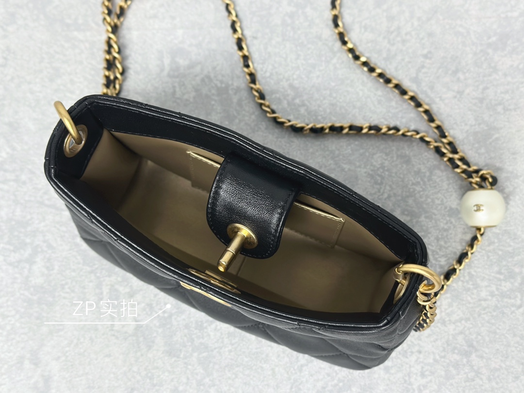 Ch@nel Hobo Bag