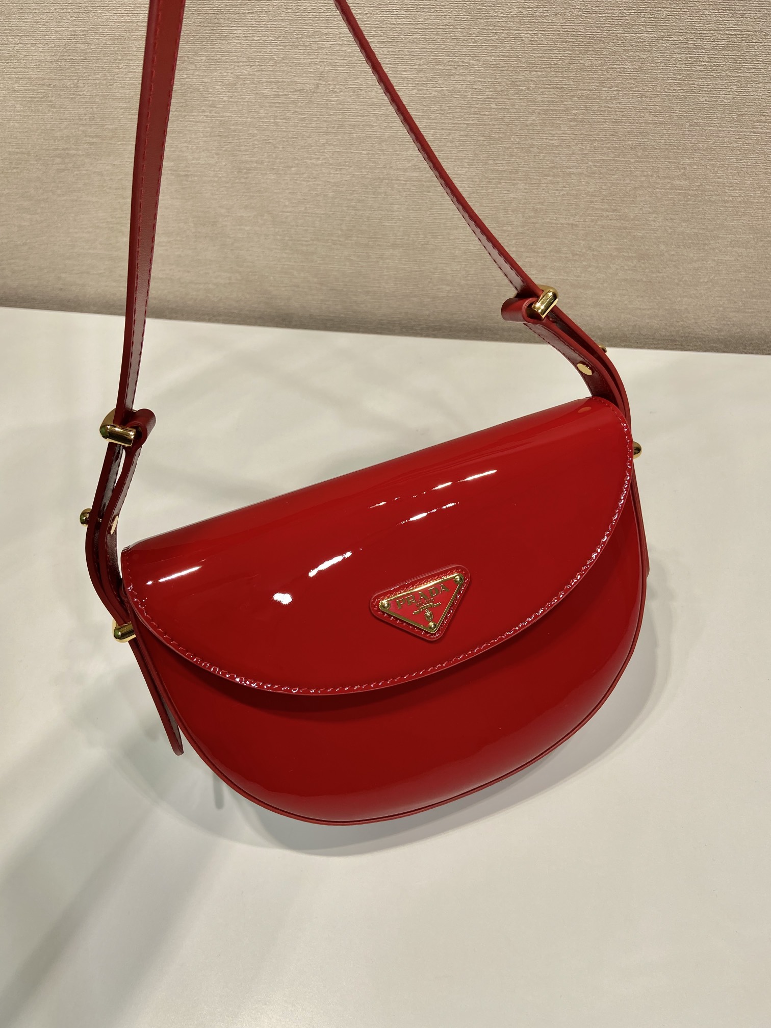 Pra*a 1ba349 saddle bag-21*17*6cm