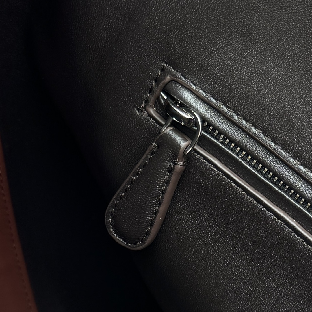 The Row Park Tote-28*16*17CM