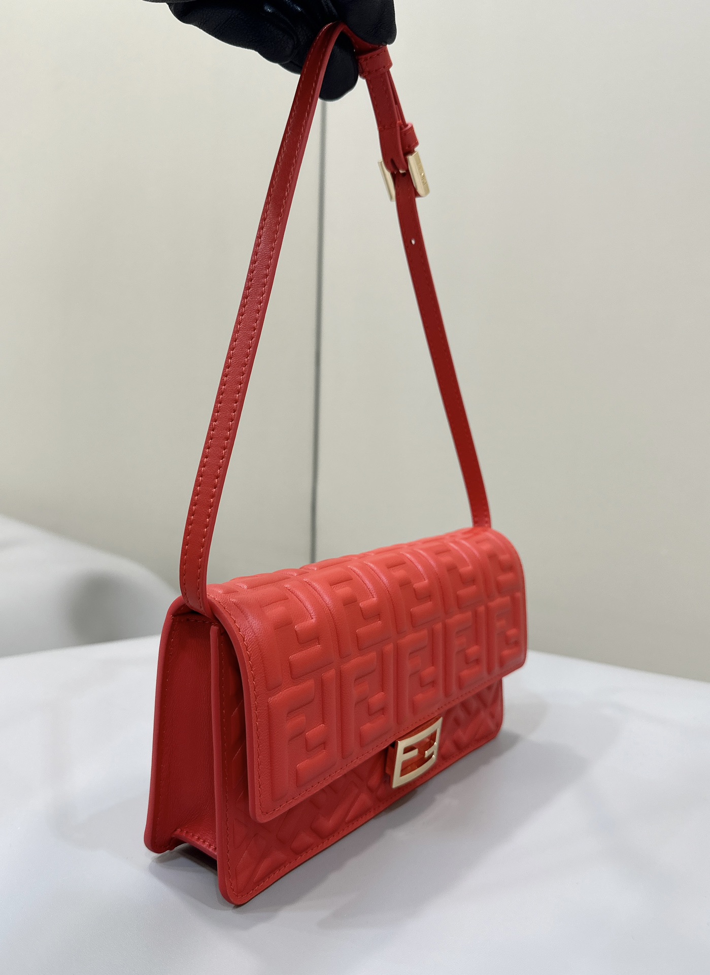 F**di baguette bag-21/5/11.5cm