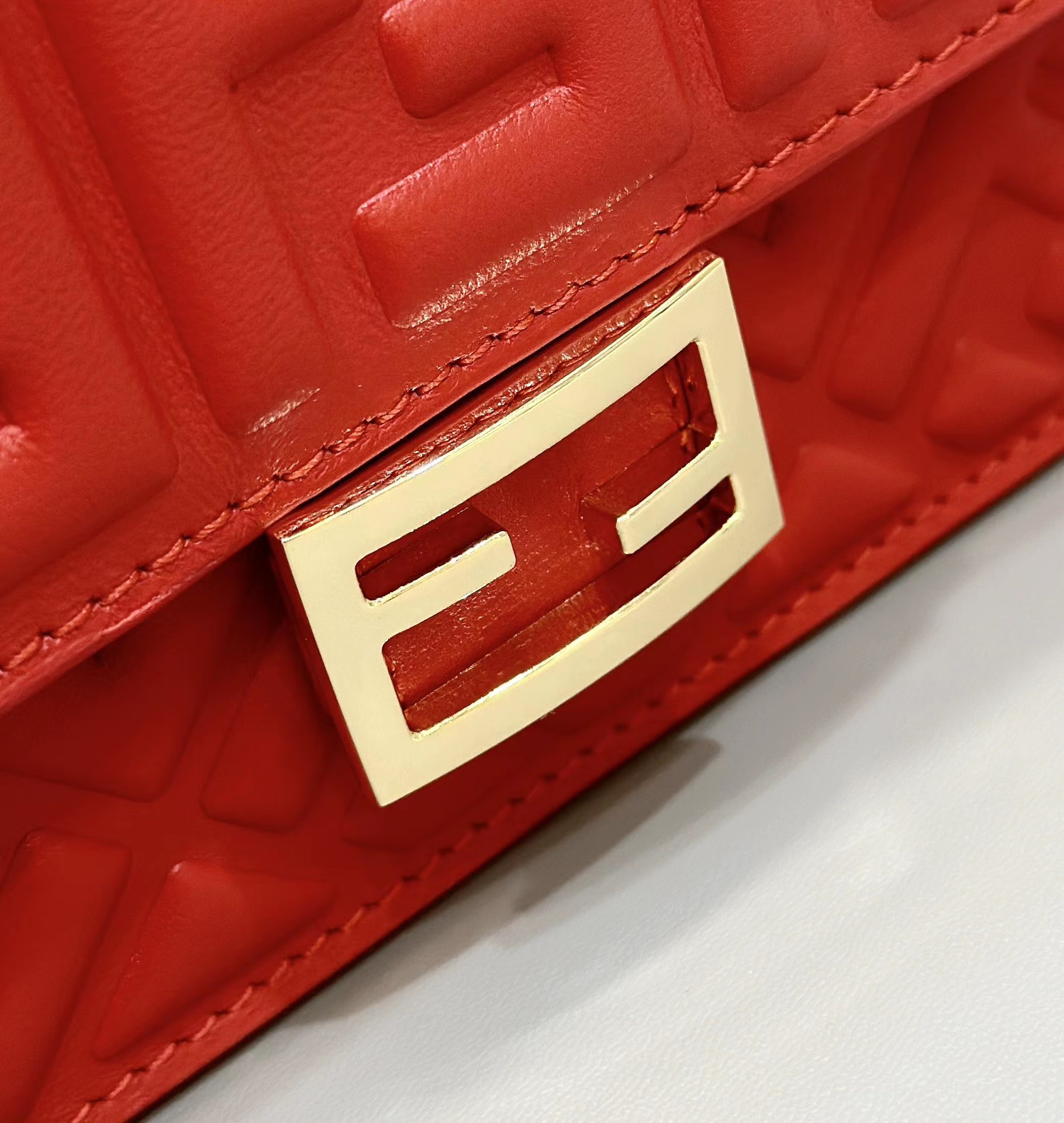 F**di baguette bag-21/5/11.5cm