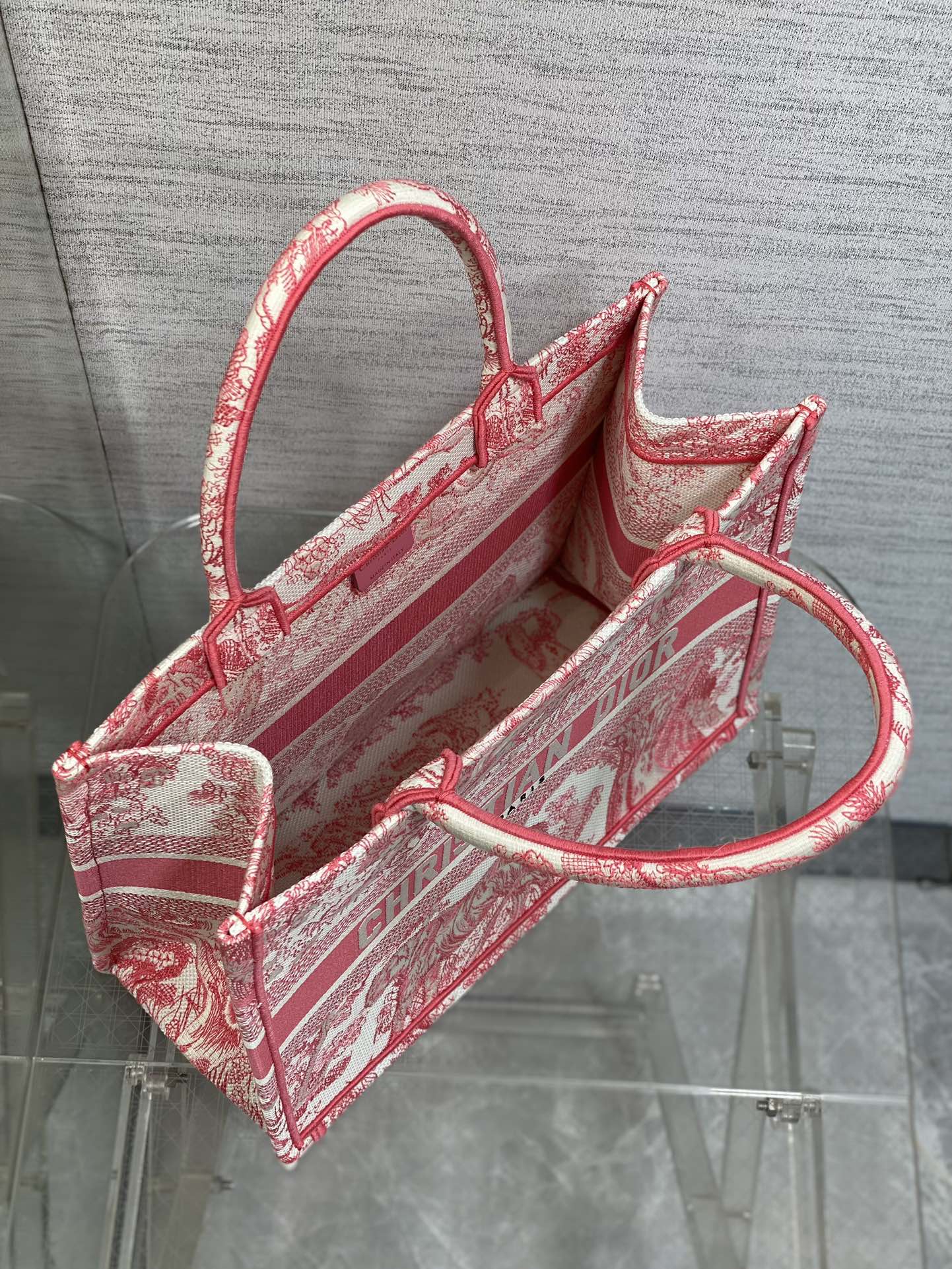 D*or small book tote-36.5cm