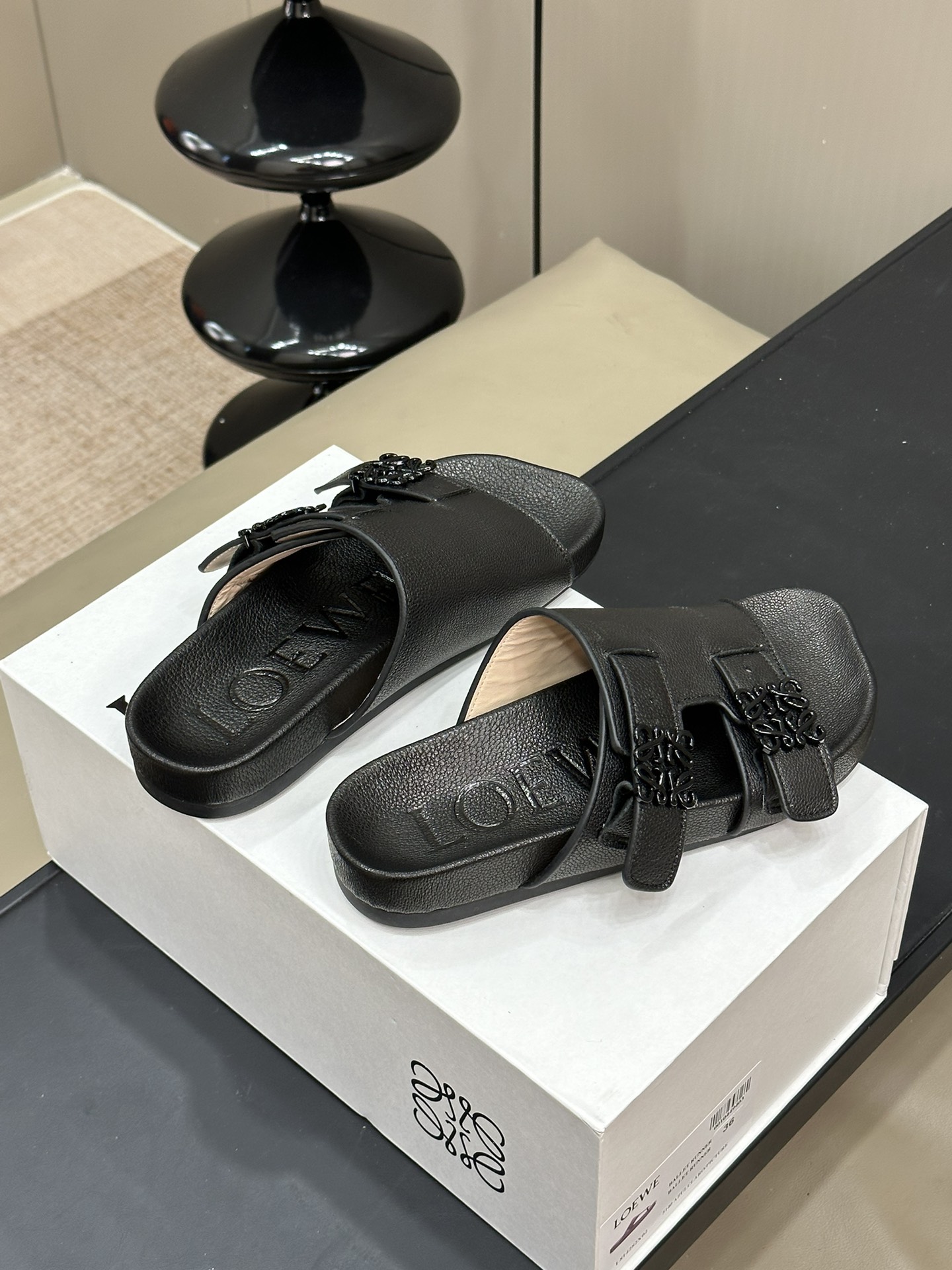 Lowee Sandals