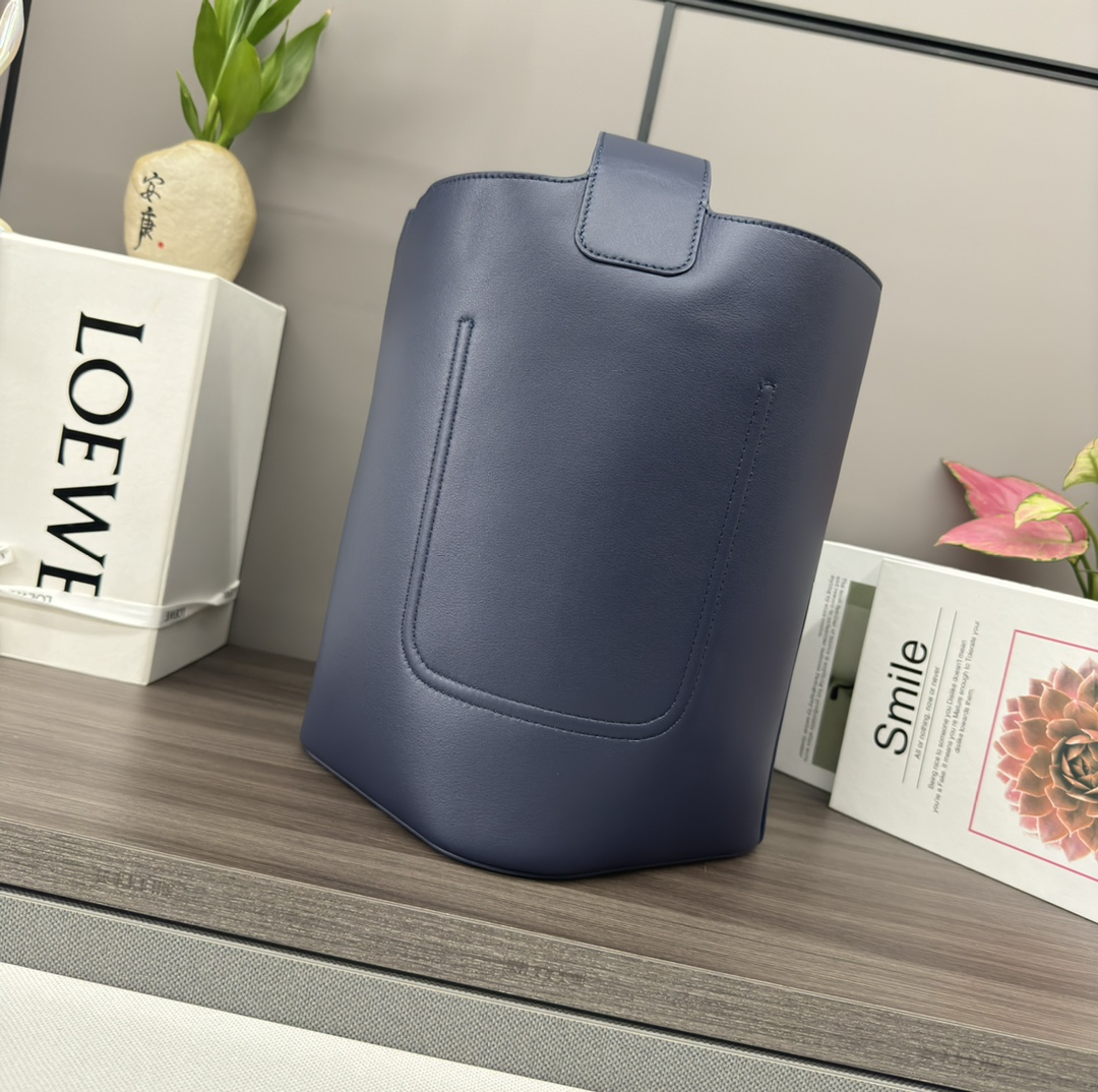 L0ew* pebble bucket bag-24.5*23.5*28cm