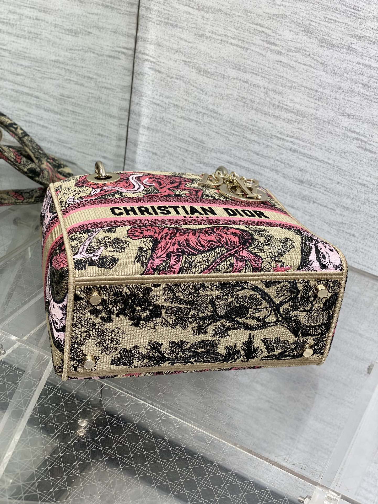 lady D*or handle bag-24cm