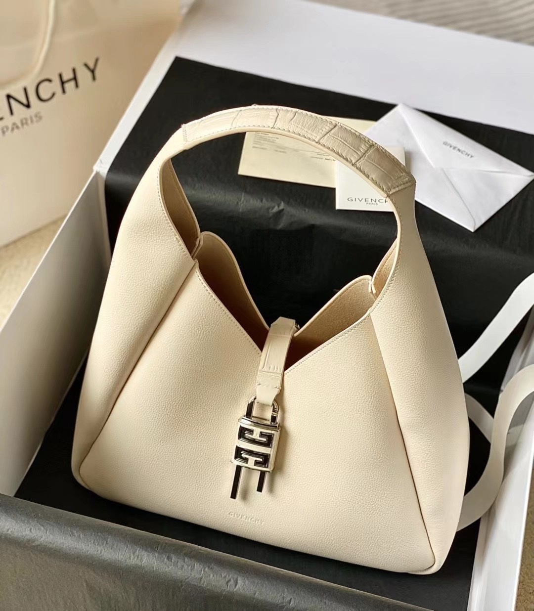 Givenchy G-Hobo Tote-31*15*43CM