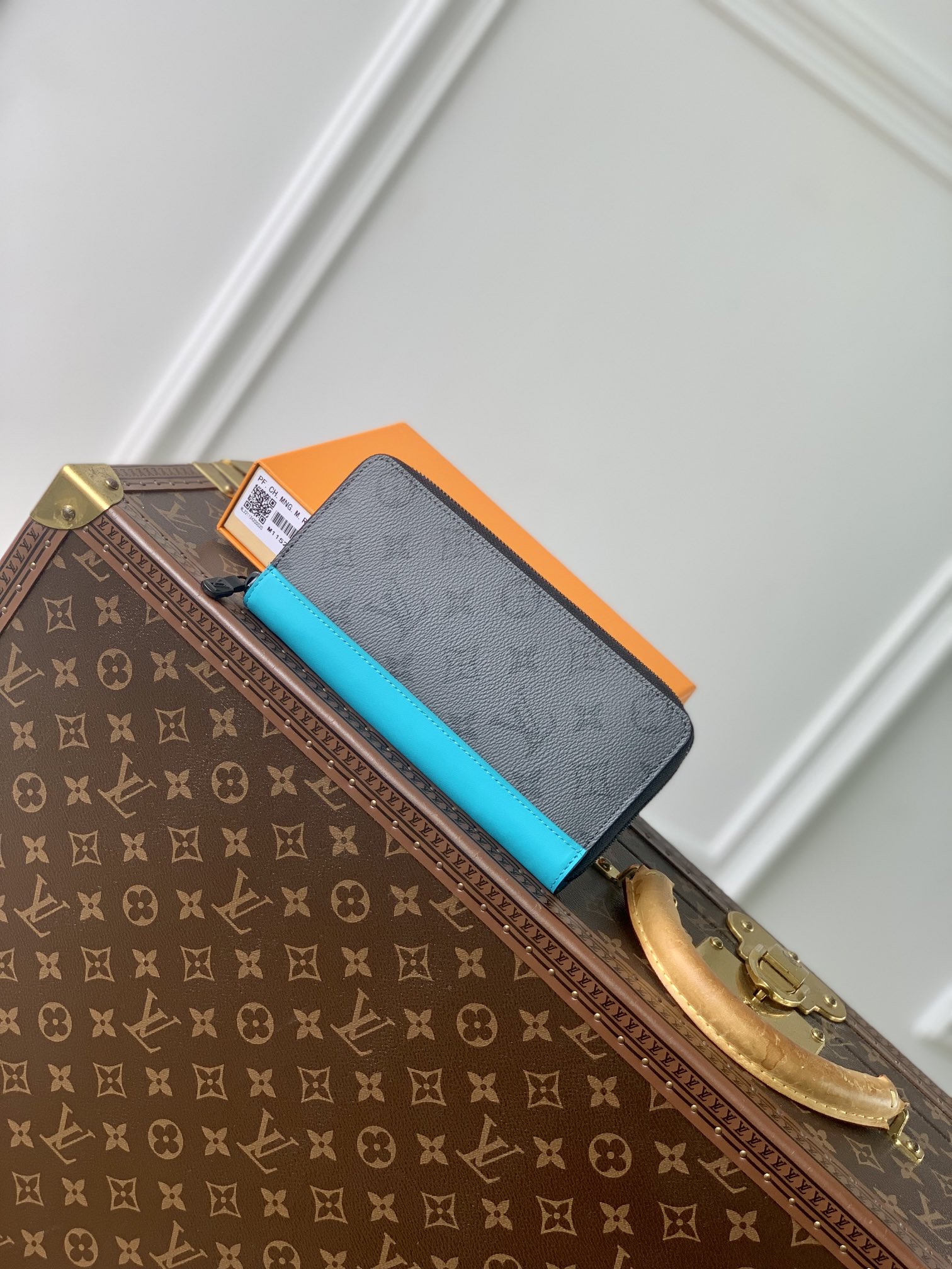 l0*is V*t0n zippy wallet- m1152-10*20*2cm